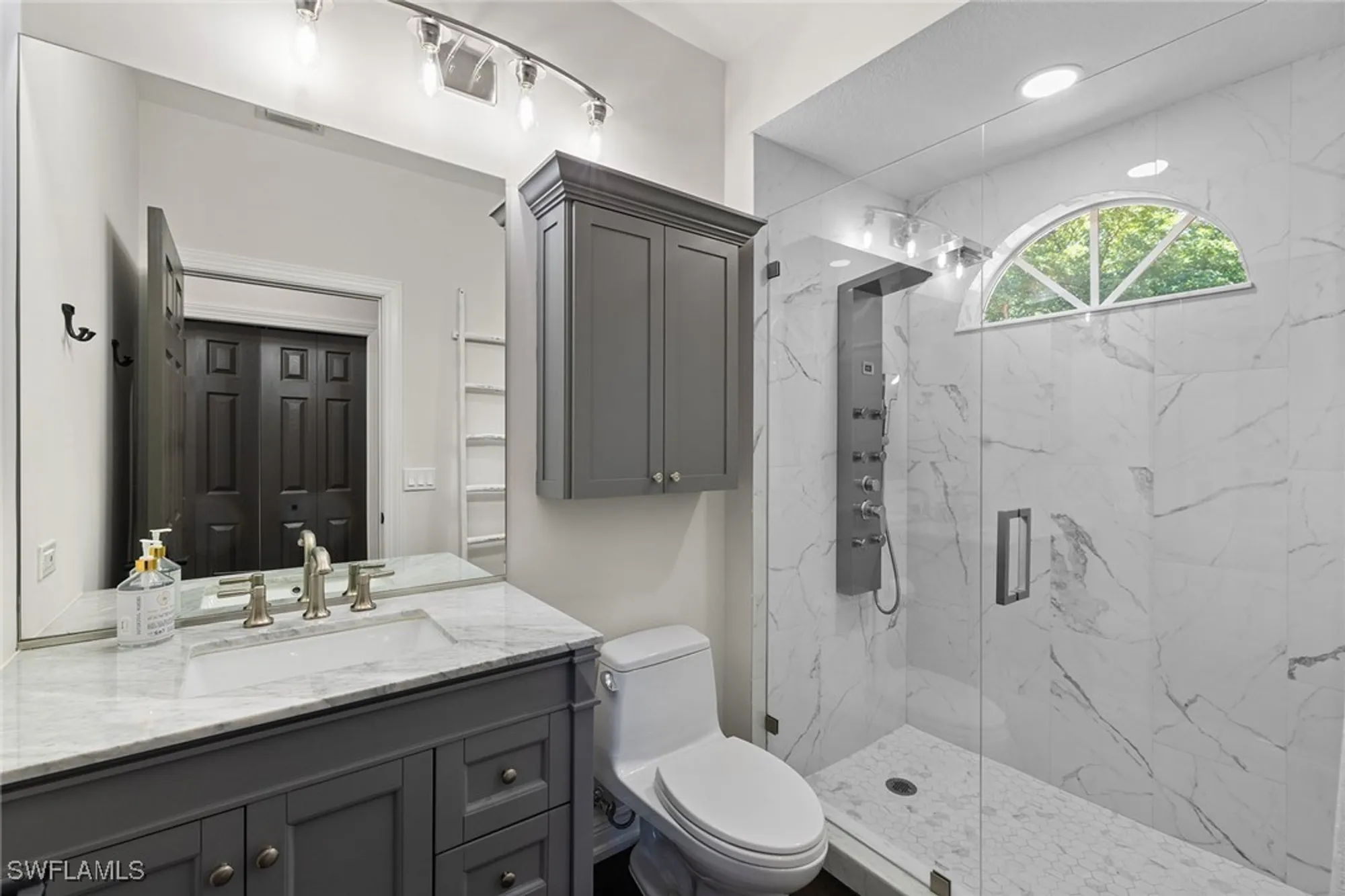 Property Slideshow image 36 of 50 | 6916 anthurium ln, Naples, FL, 34113