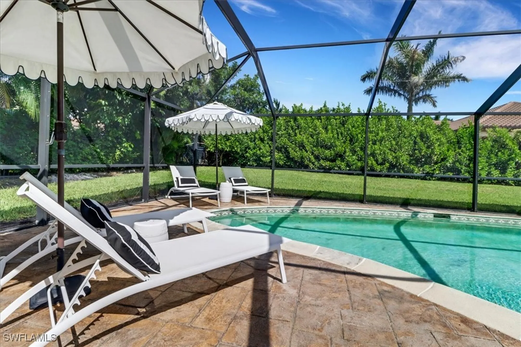 Property Slideshow image 36 of 48 | 701 harbour dr, Naples, FL, 34103