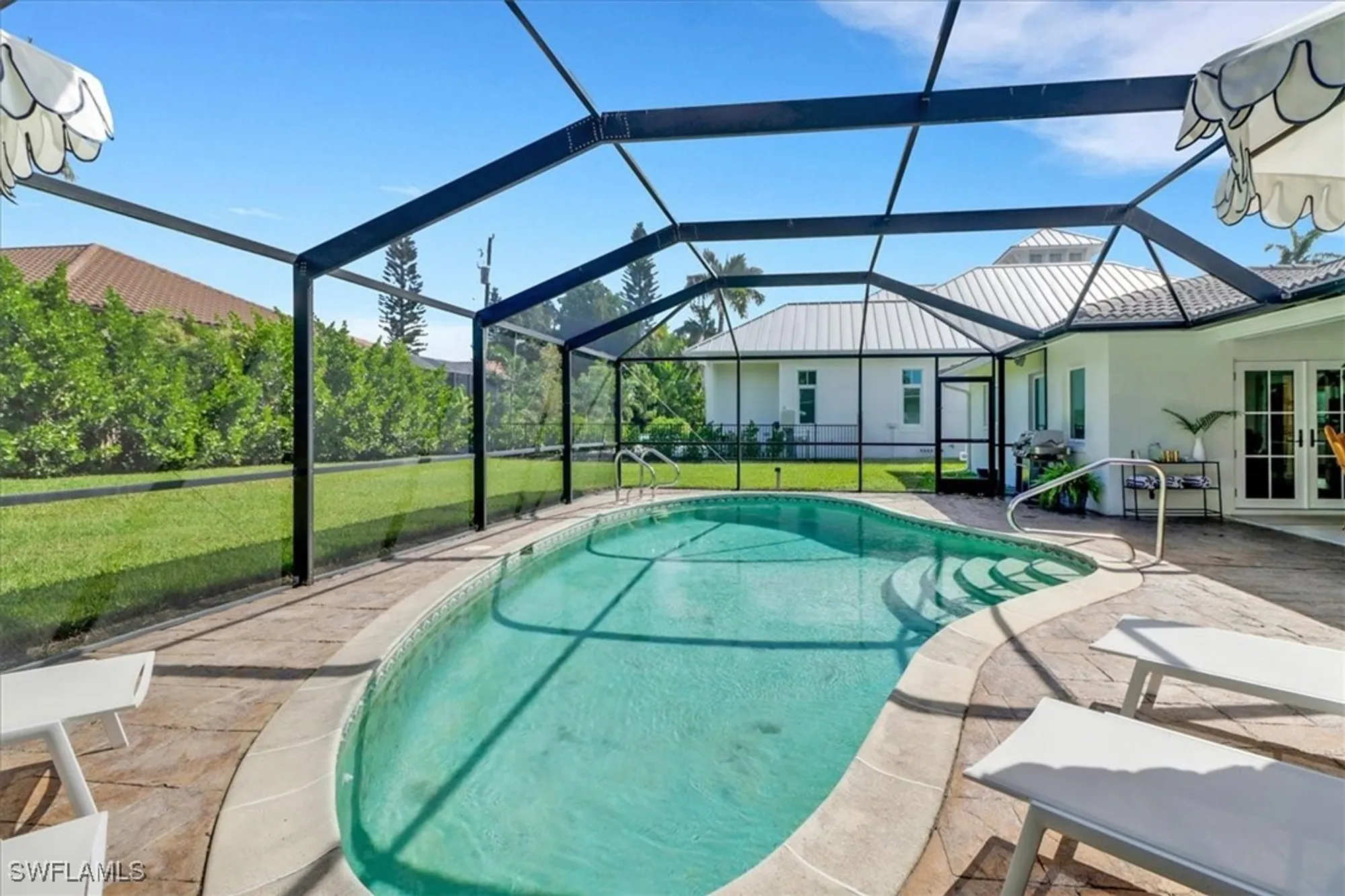 Property Slideshow image 38 of 48 | 701 harbour dr, Naples, FL, 34103