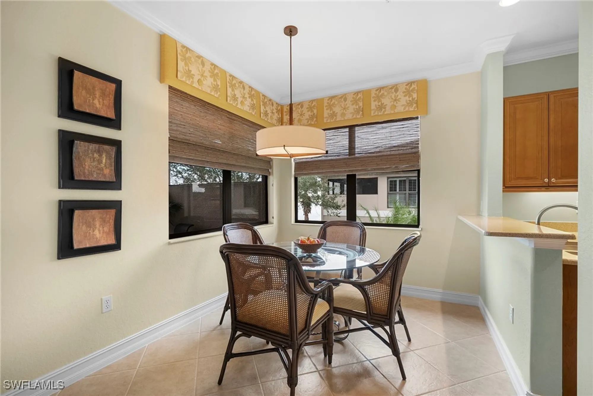 Property Slideshow image 14 of 49 | 10514 smokehouse bay dr apt 202, Naples, FL, 34120