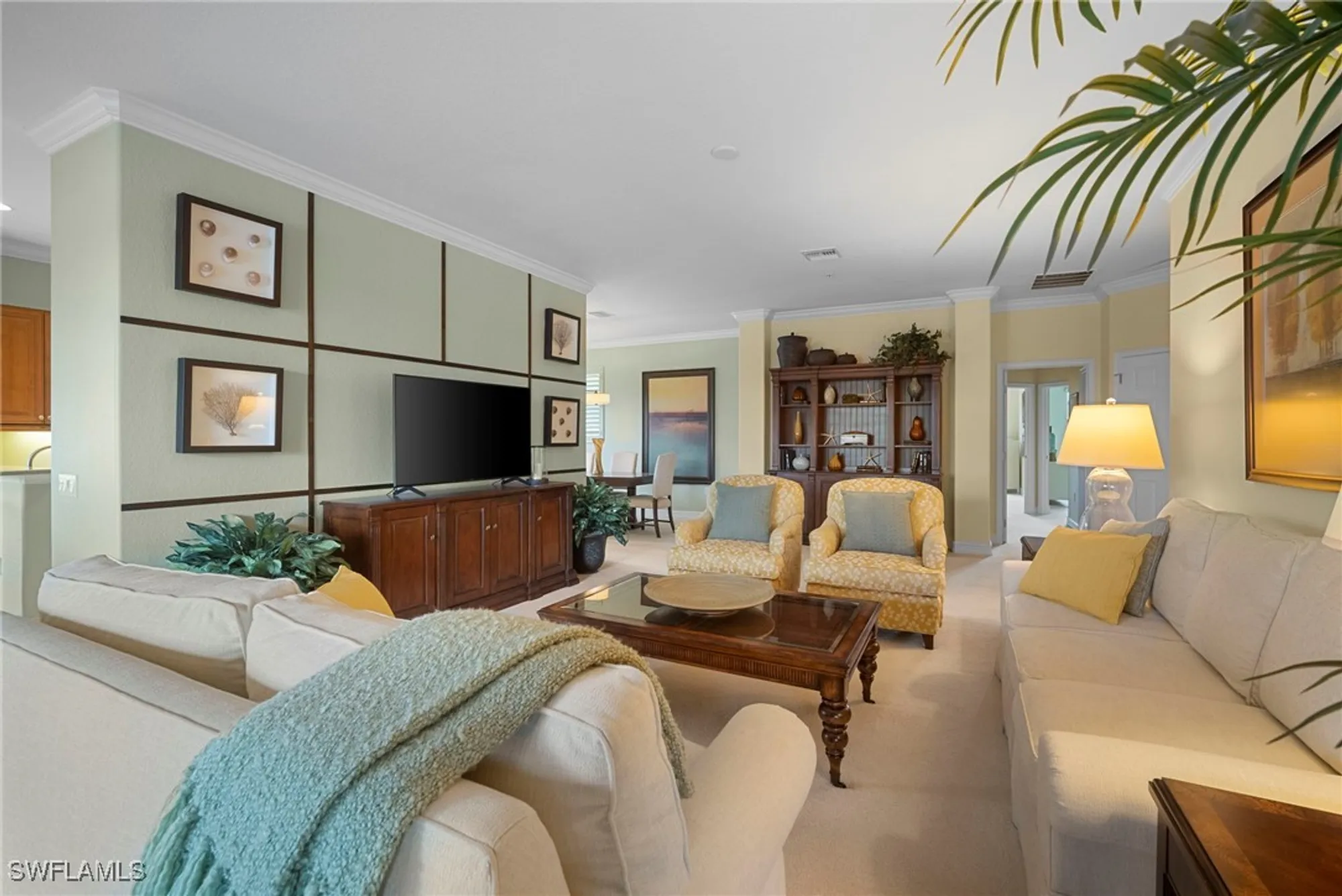 Property Slideshow image 12 of 49 | 10514 smokehouse bay dr apt 202, Naples, FL, 34120