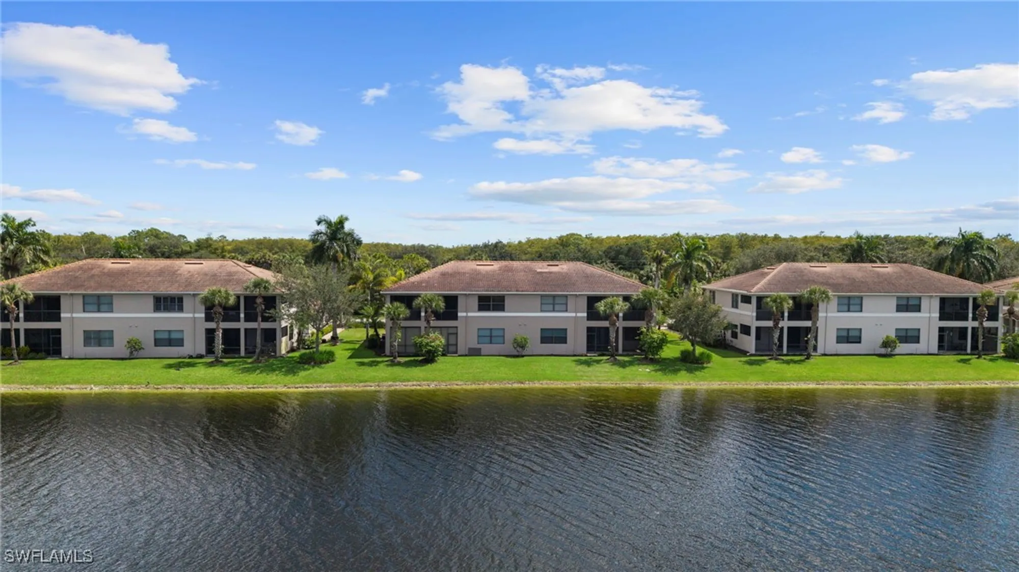 Property Slideshow image 28 of 49 | 10514 smokehouse bay dr apt 202, Naples, FL, 34120