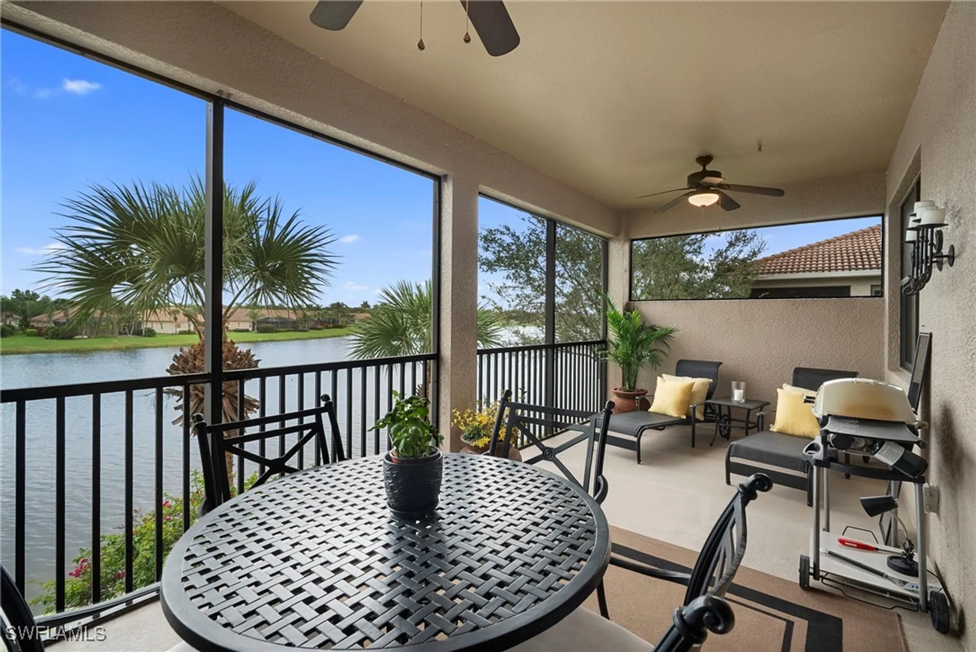 Property Slideshow image 5 of 49 | 10514 smokehouse bay dr apt 202, Naples, FL, 34120