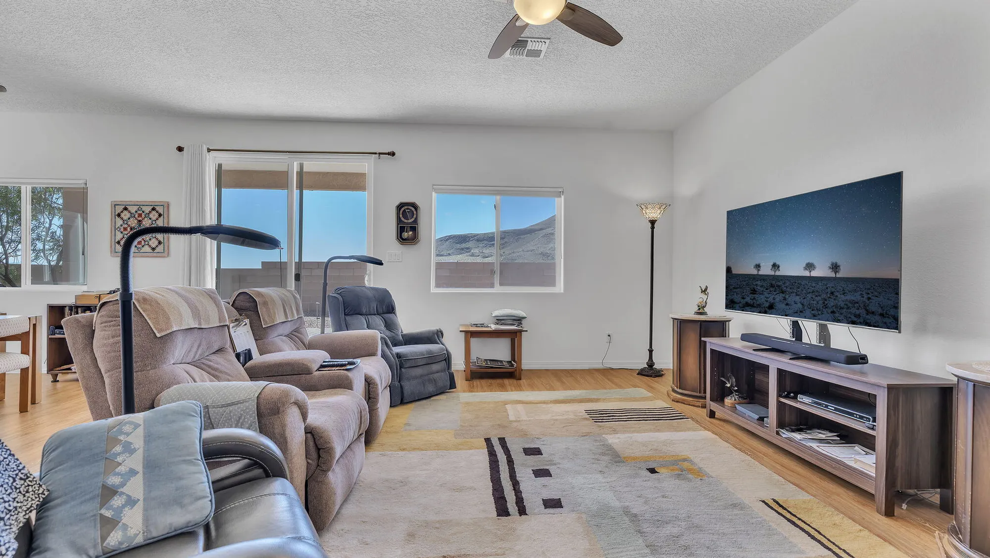 Property Slideshow image 14 of 59 | 4171 red river rd, Los Lunas, NM, 87031
