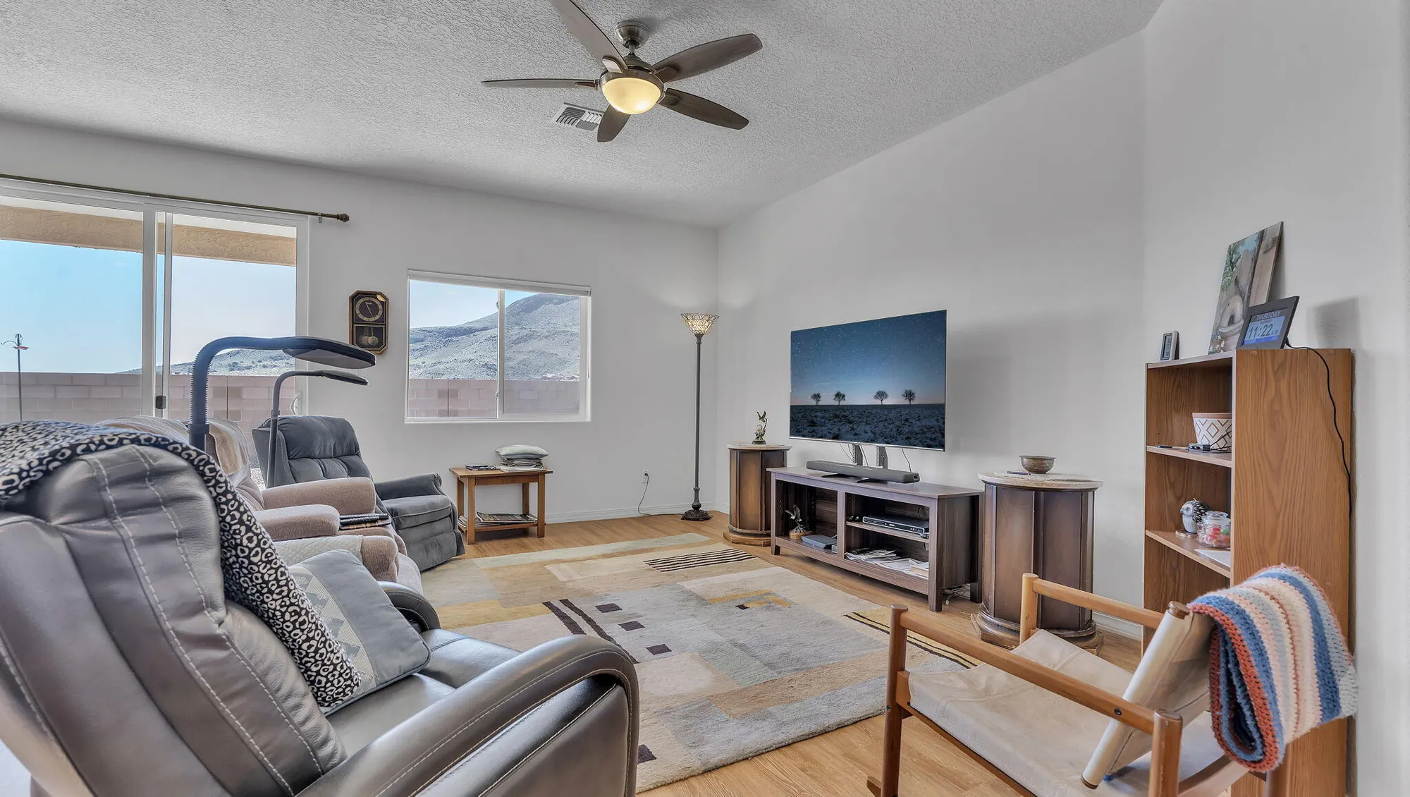 Property Slideshow image 16 of 59 | 4171 red river rd, Los Lunas, NM, 87031