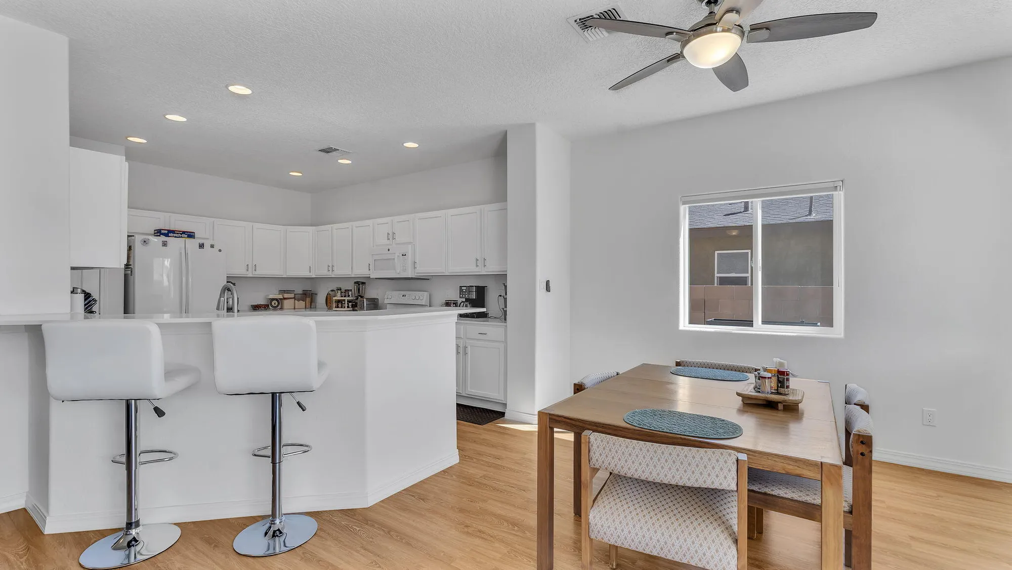 Property Slideshow image 10 of 59 | 4171 red river rd, Los Lunas, NM, 87031