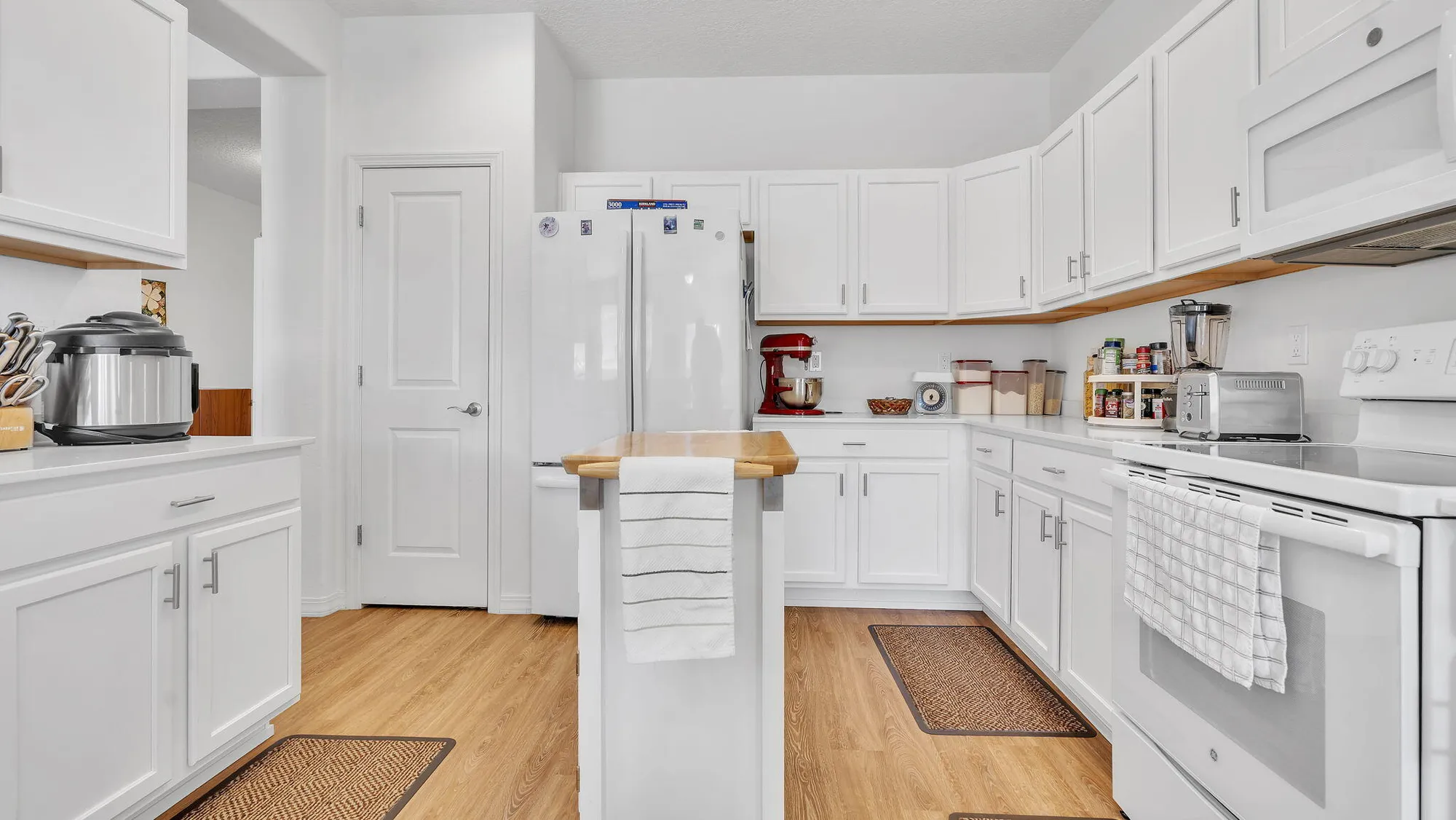 Property Slideshow image 5 of 59 | 4171 red river rd, Los Lunas, NM, 87031