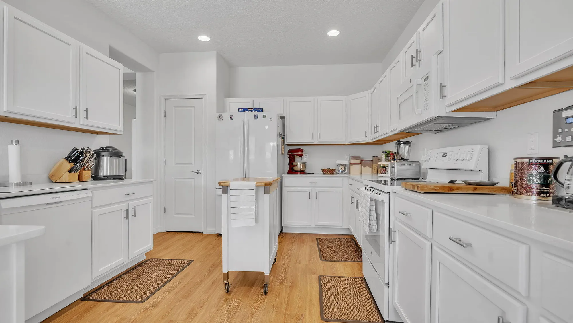 Property Slideshow image 9 of 59 | 4171 red river rd, Los Lunas, NM, 87031