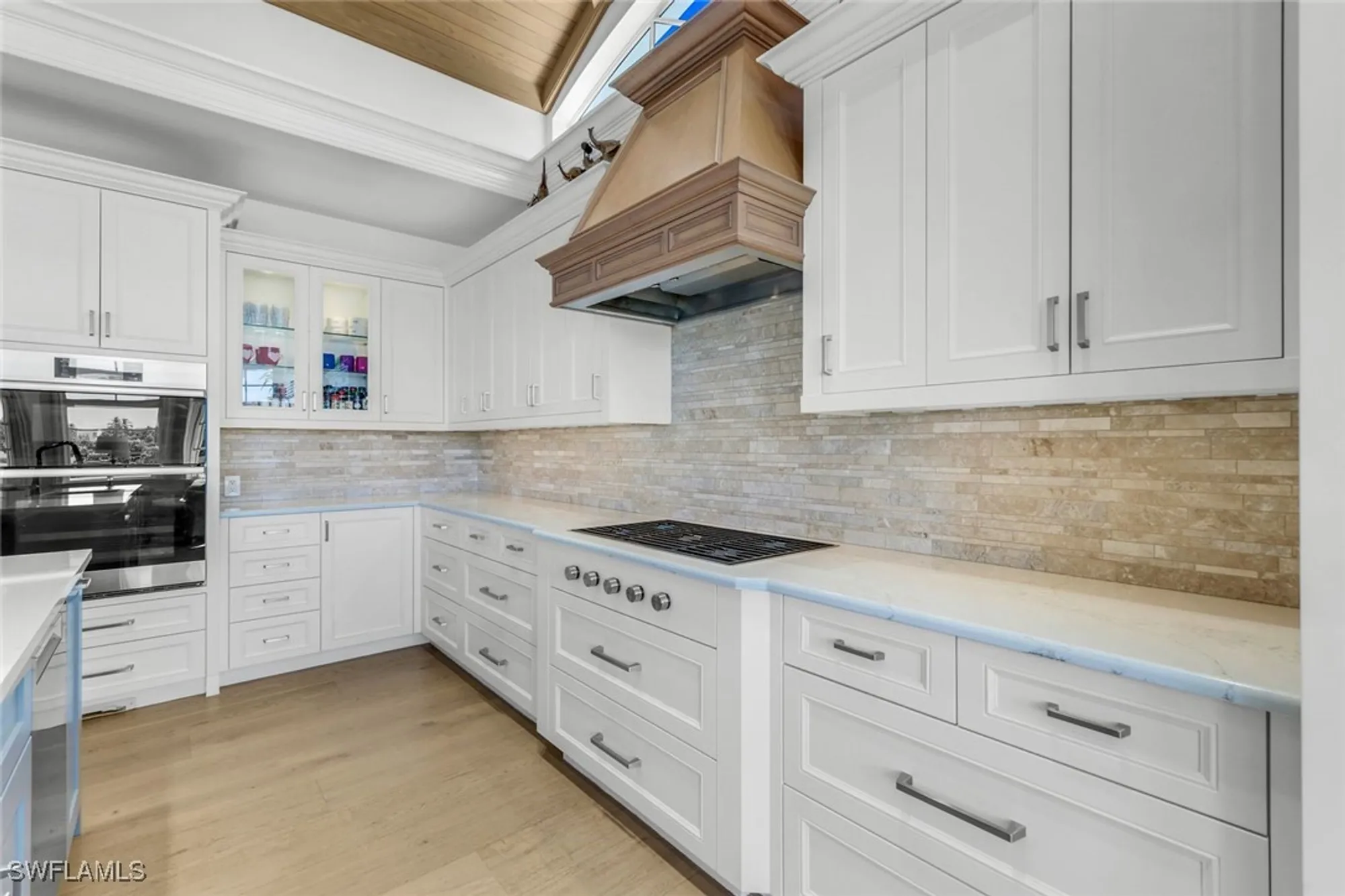 Property Slideshow image 19 of 40 | 400 spring line dr, Naples, FL, 34102