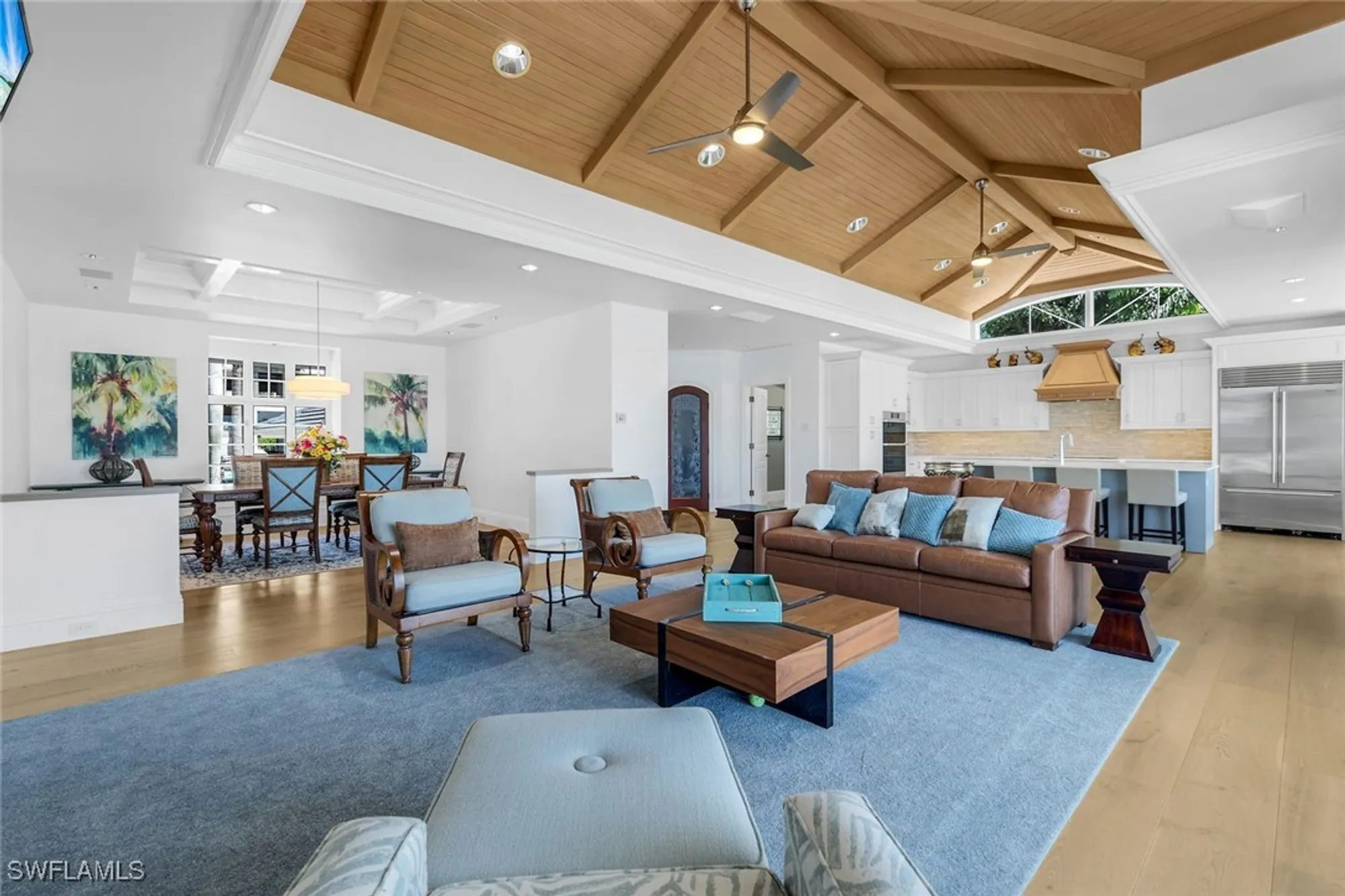 Property Slideshow image 11 of 40 | 400 spring line dr, Naples, FL, 34102