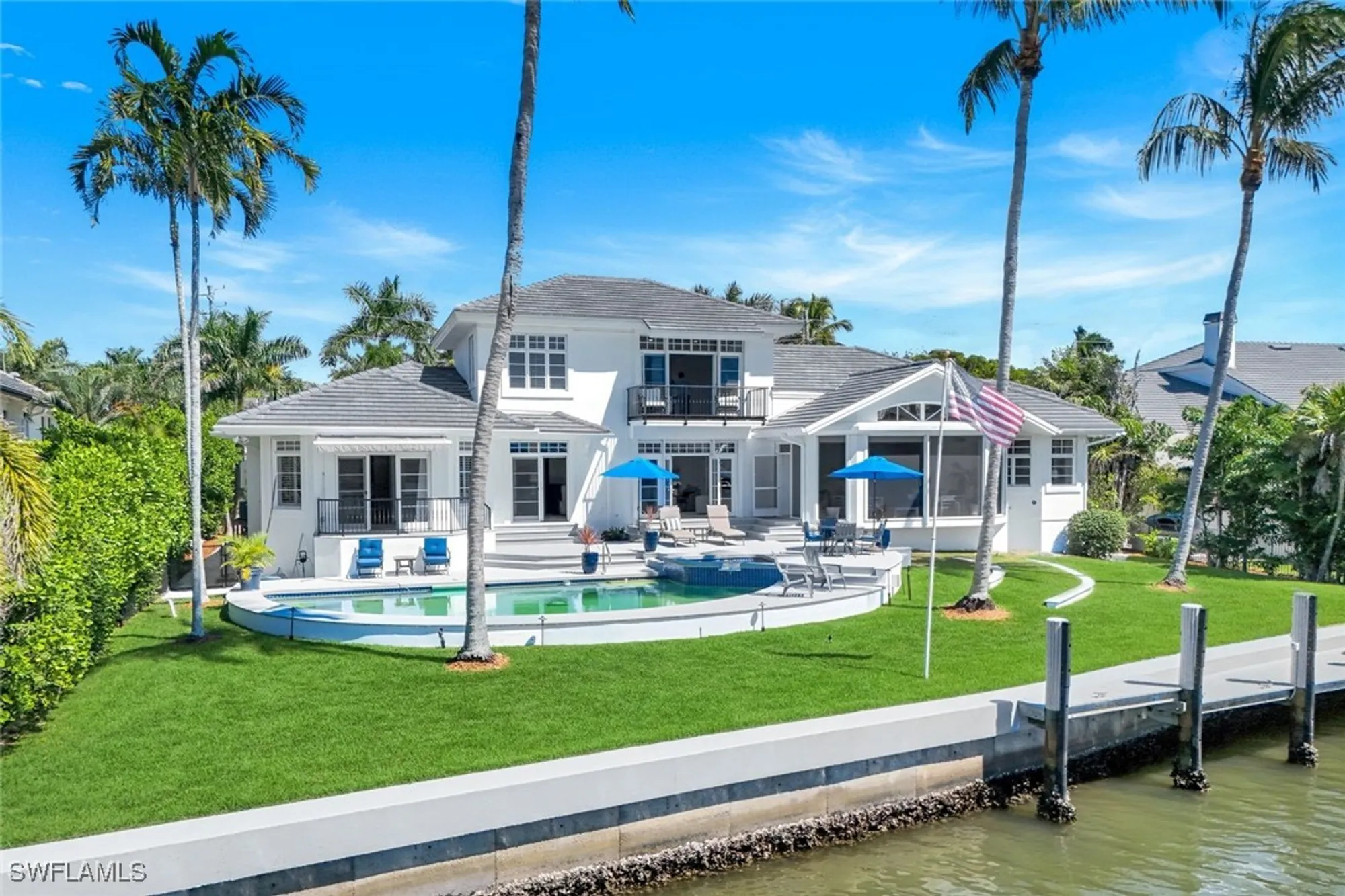 Property Slideshow image 4 of 40 | 400 spring line dr, Naples, FL, 34102