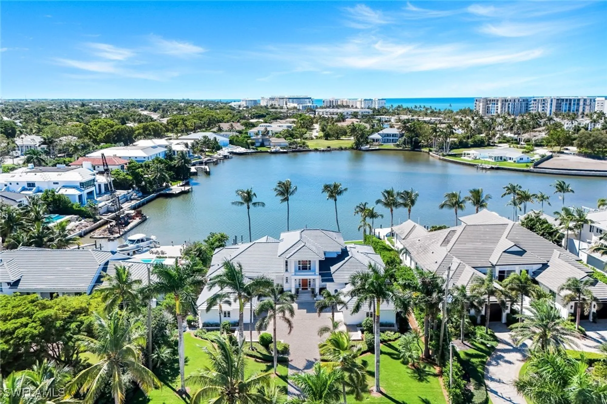 Property Slideshow image 7 of 40 | 400 spring line dr, Naples, FL, 34102