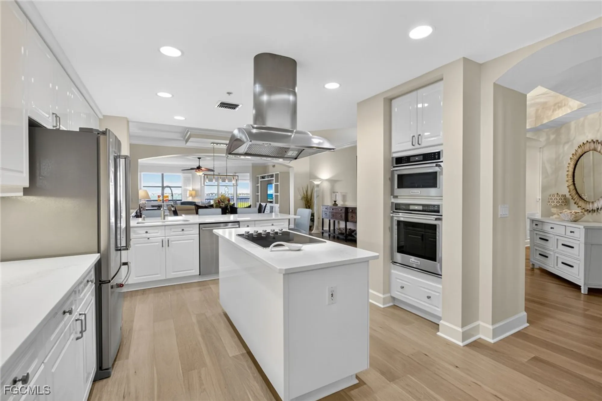 Property Slideshow image 13 of 50 | 11620 court of palms 104, Fort Myers, FL, 33908