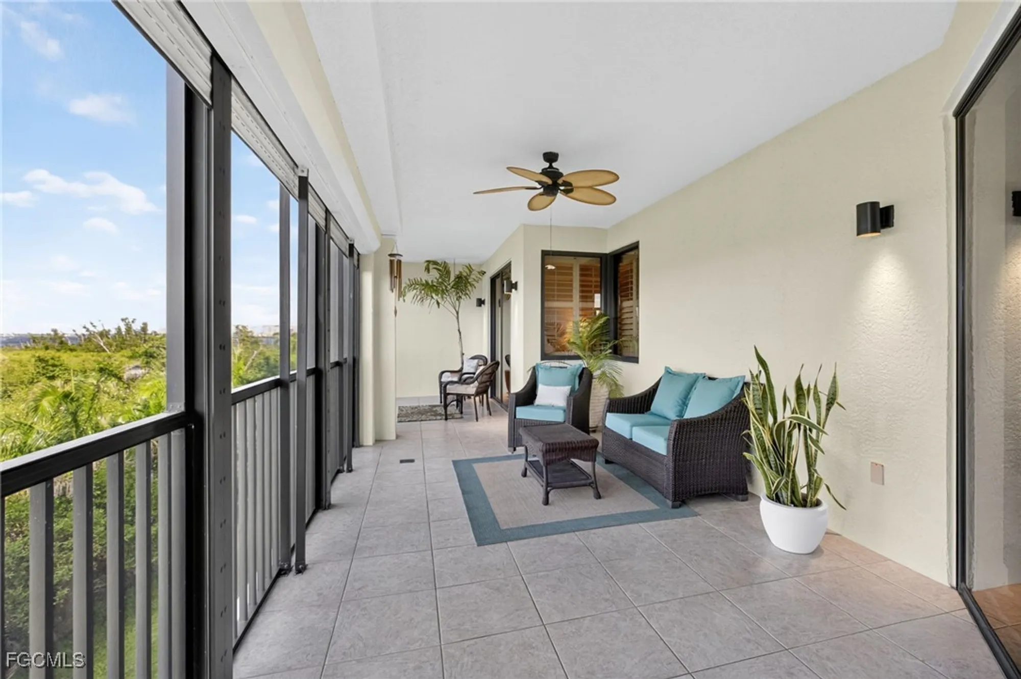 Property Slideshow image 37 of 50 | 11620 court of palms 104, Fort Myers, FL, 33908