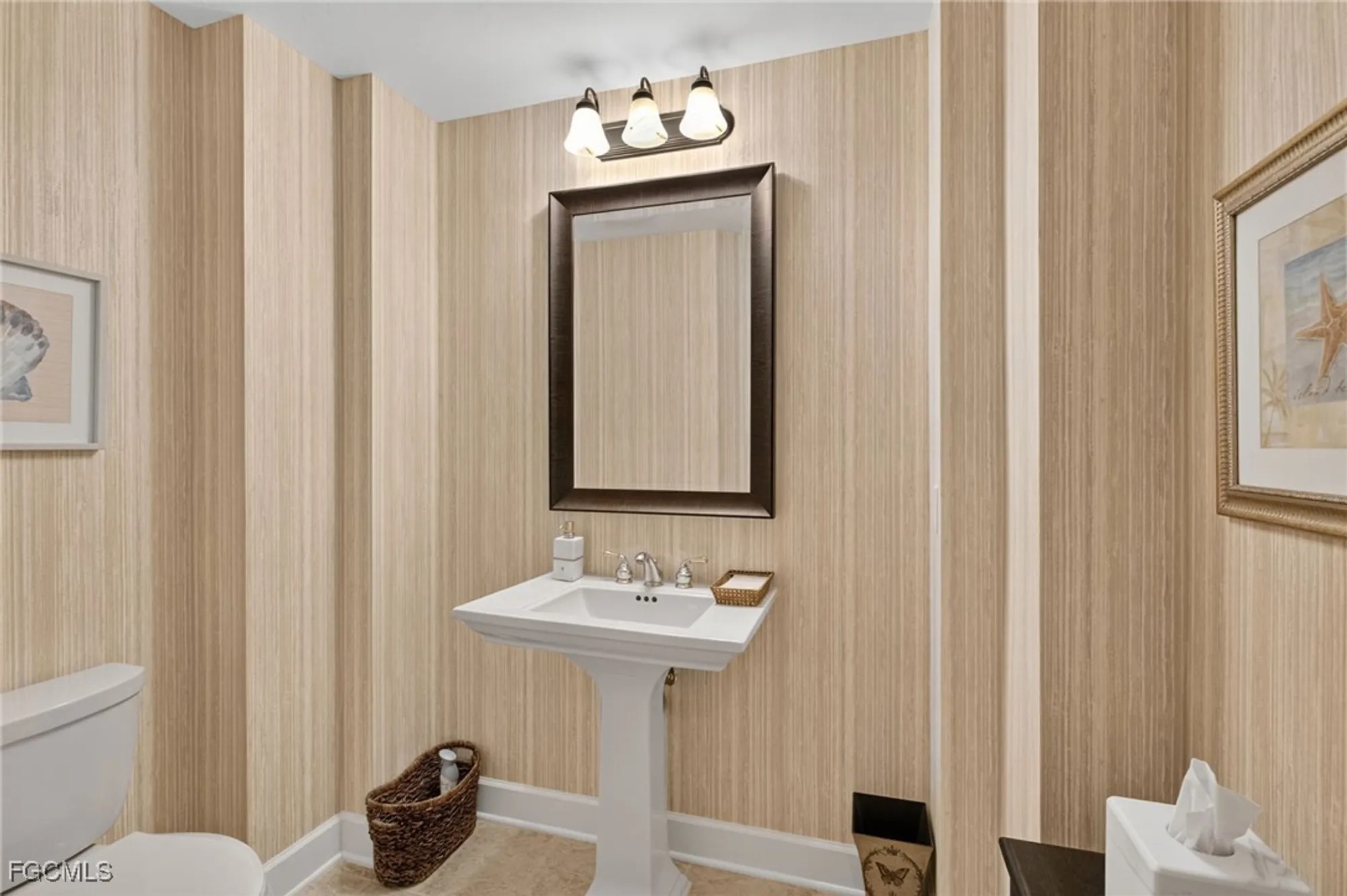 Property Slideshow image 32 of 50 | 11620 court of palms 104, Fort Myers, FL, 33908