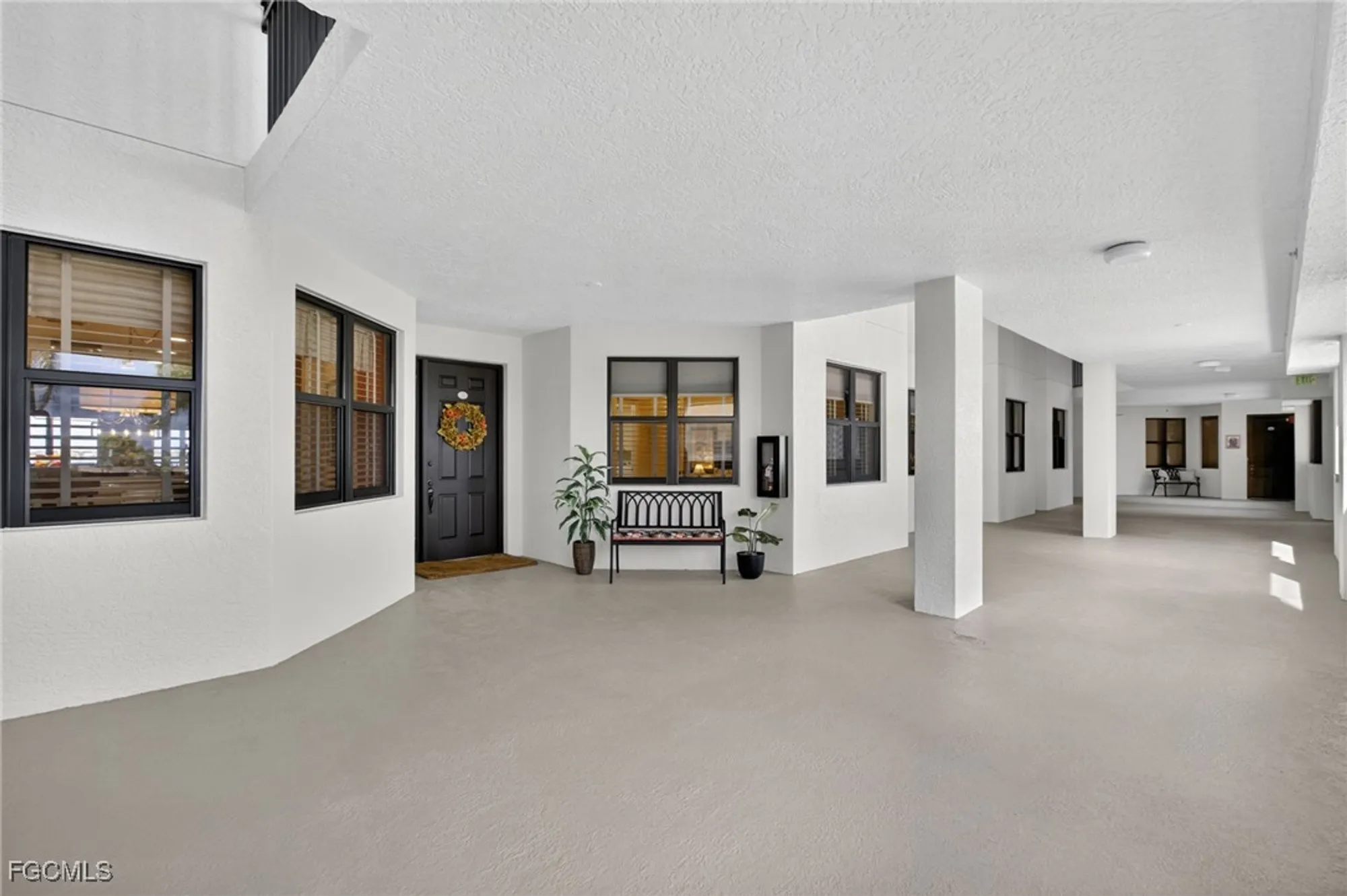 Property Slideshow image 7 of 50 | 11620 court of palms 104, Fort Myers, FL, 33908