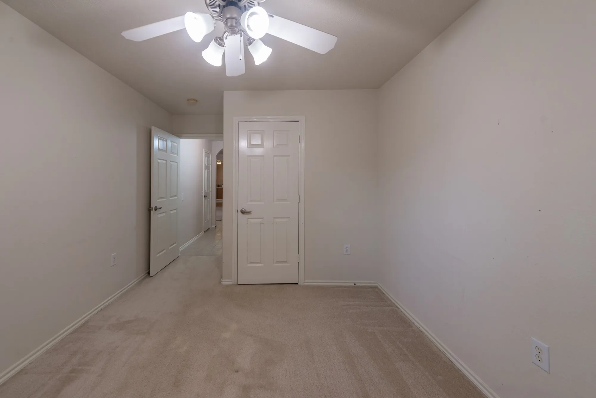 Property Slideshow image 19 of 25 | 5339 garnetfield ln, Katy, TX, 77494