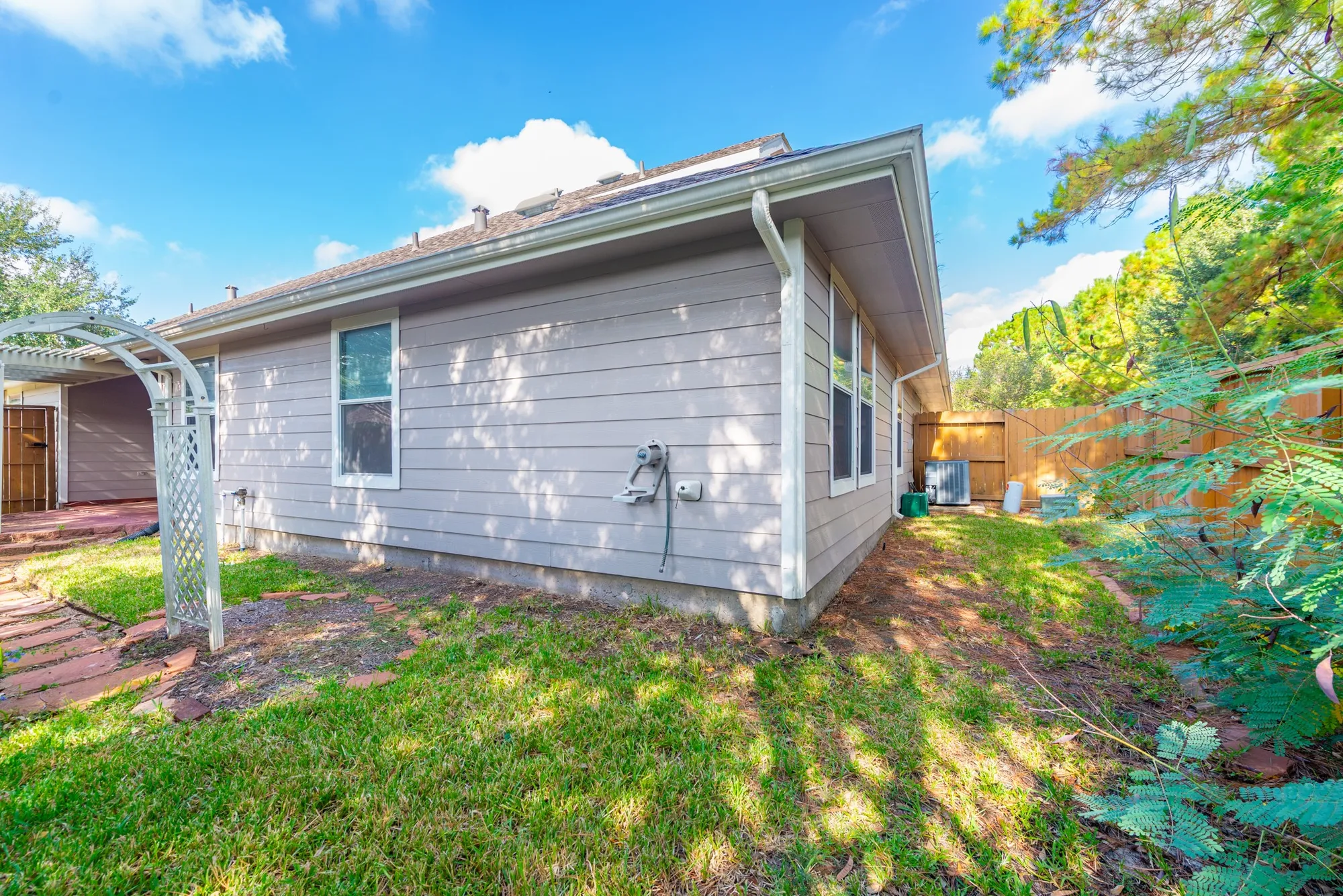 Property Slideshow image 25 of 25 | 5339 garnetfield ln, Katy, TX, 77494