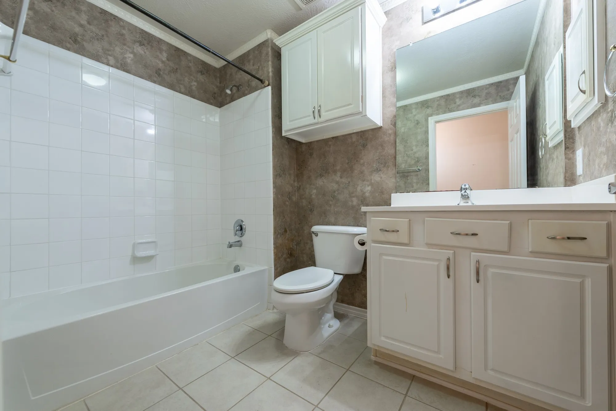 Property Slideshow image 20 of 25 | 5339 garnetfield ln, Katy, TX, 77494