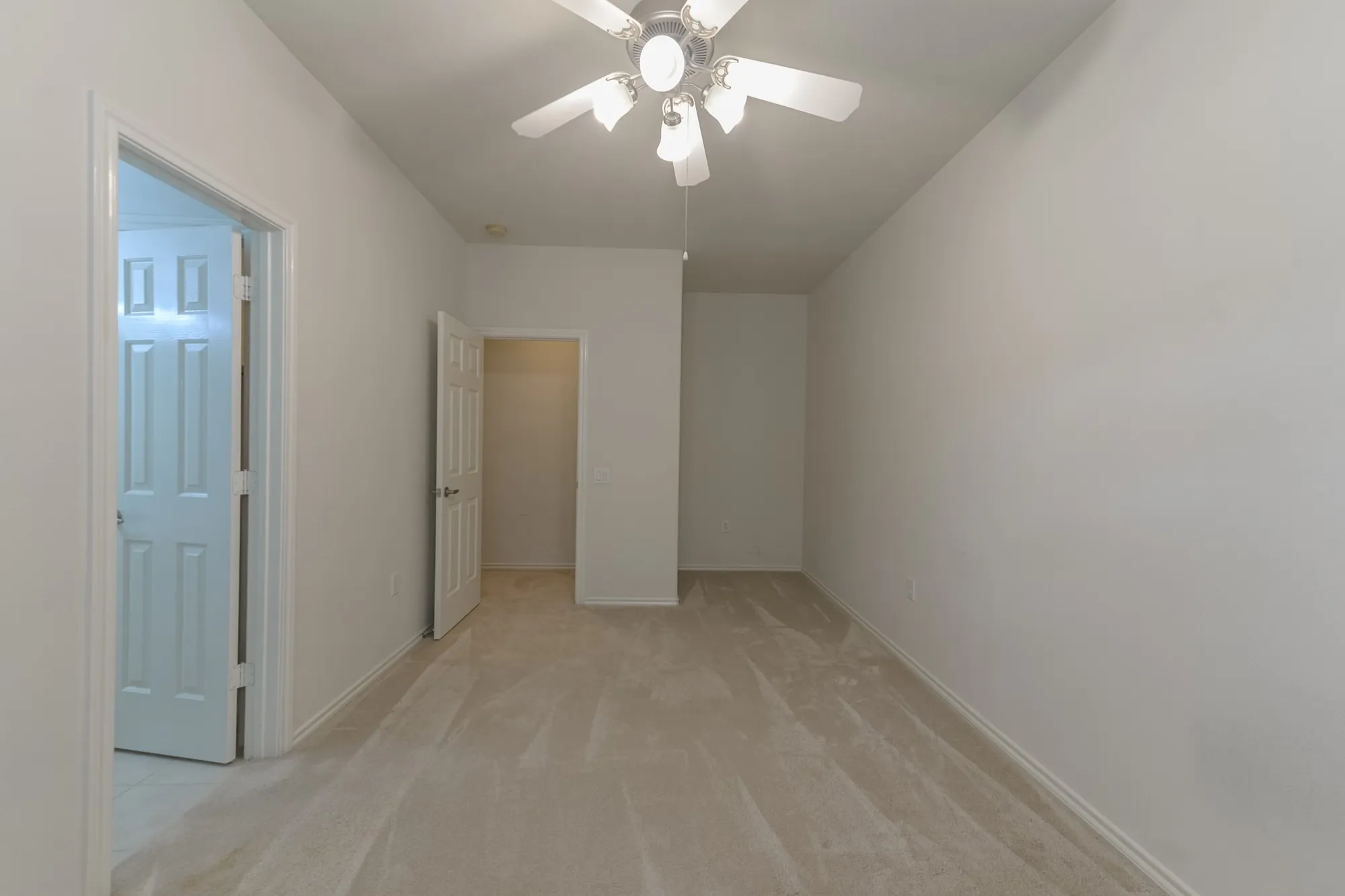 Property Slideshow image 22 of 25 | 5339 garnetfield ln, Katy, TX, 77494