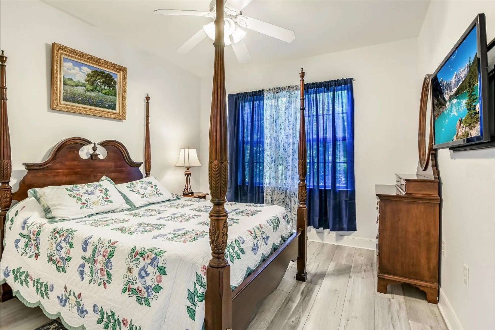 Property Slideshow image 20 of 38 | 902 rio grande loop, Georgetown, TX, 78633