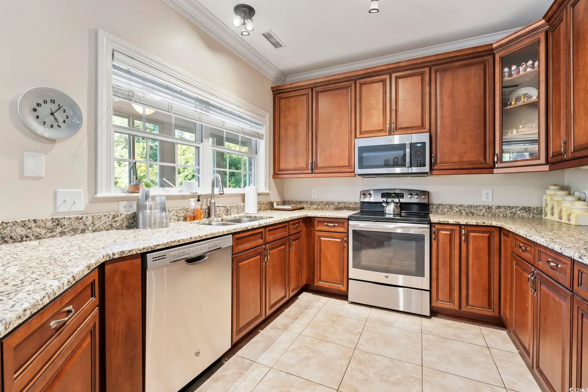 Property Slideshow image 19 of 39 | 6200 longwood dr, Murrells Inlet, SC, 29576