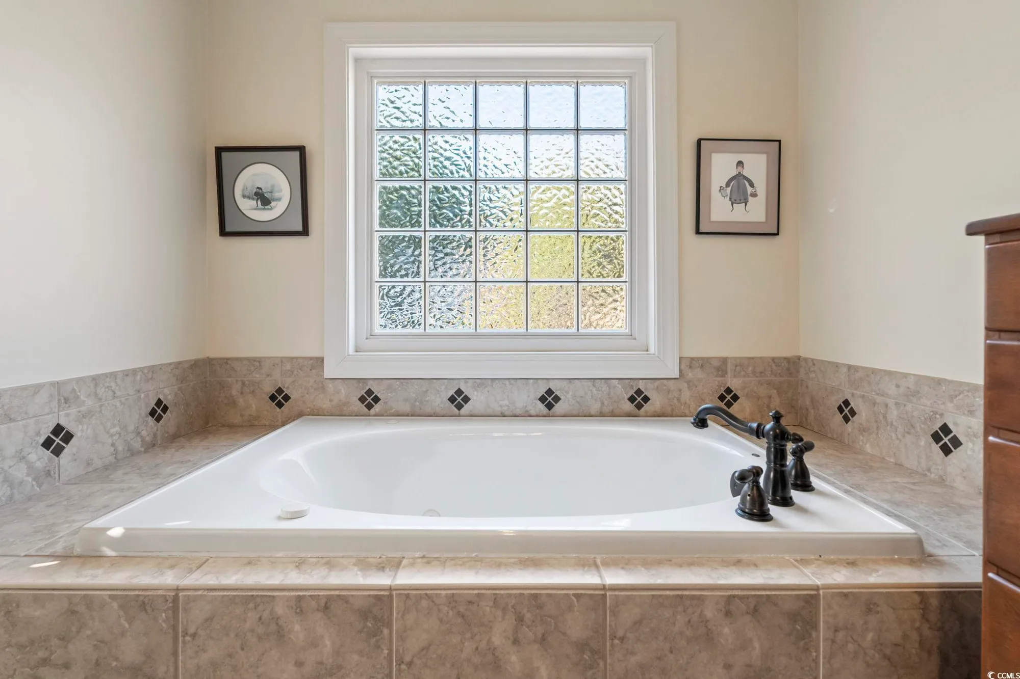 Property Slideshow image 10 of 39 | 6200 longwood dr, Murrells Inlet, SC, 29576