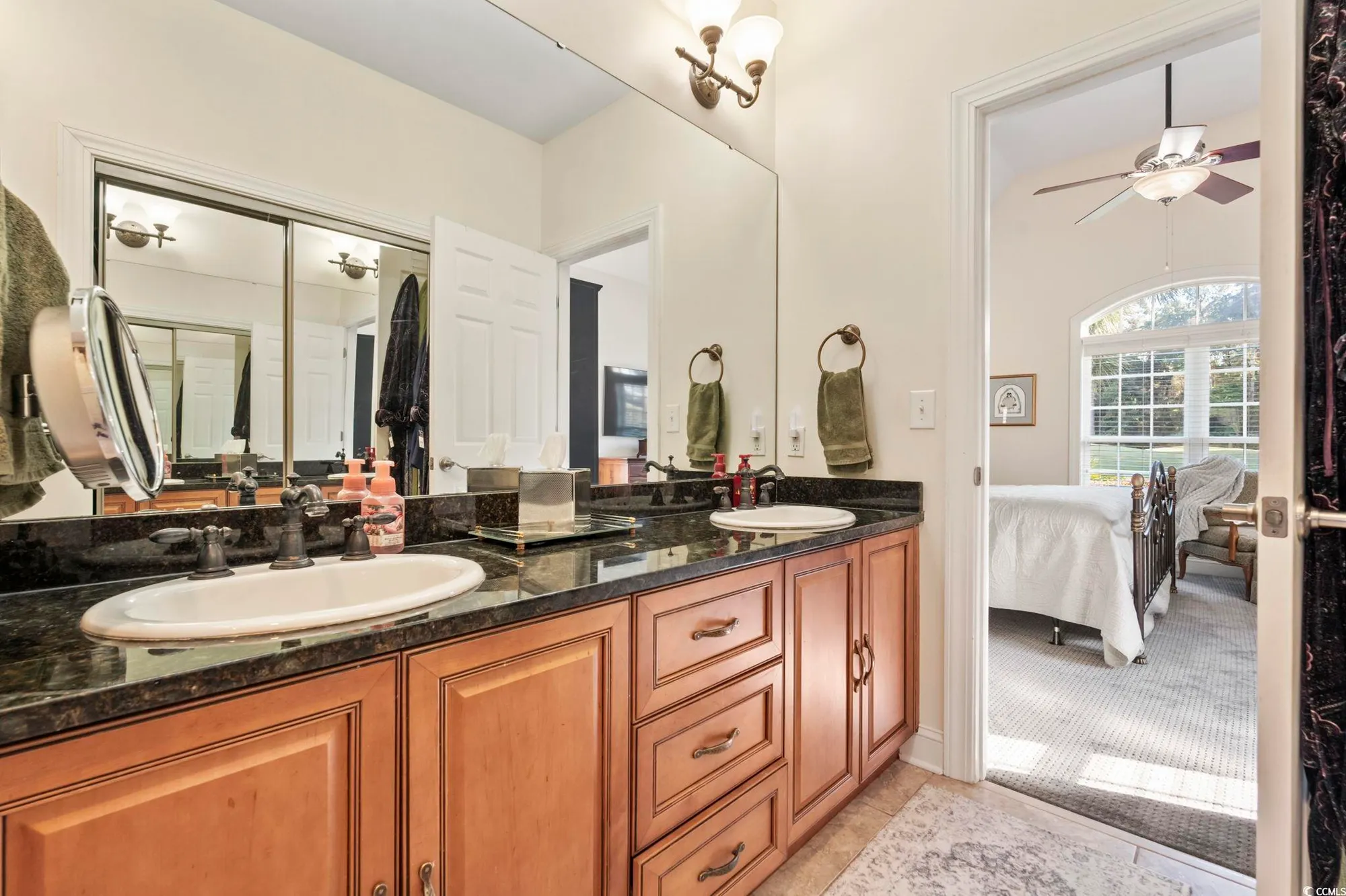 Property Slideshow image 12 of 39 | 6200 longwood dr, Murrells Inlet, SC, 29576
