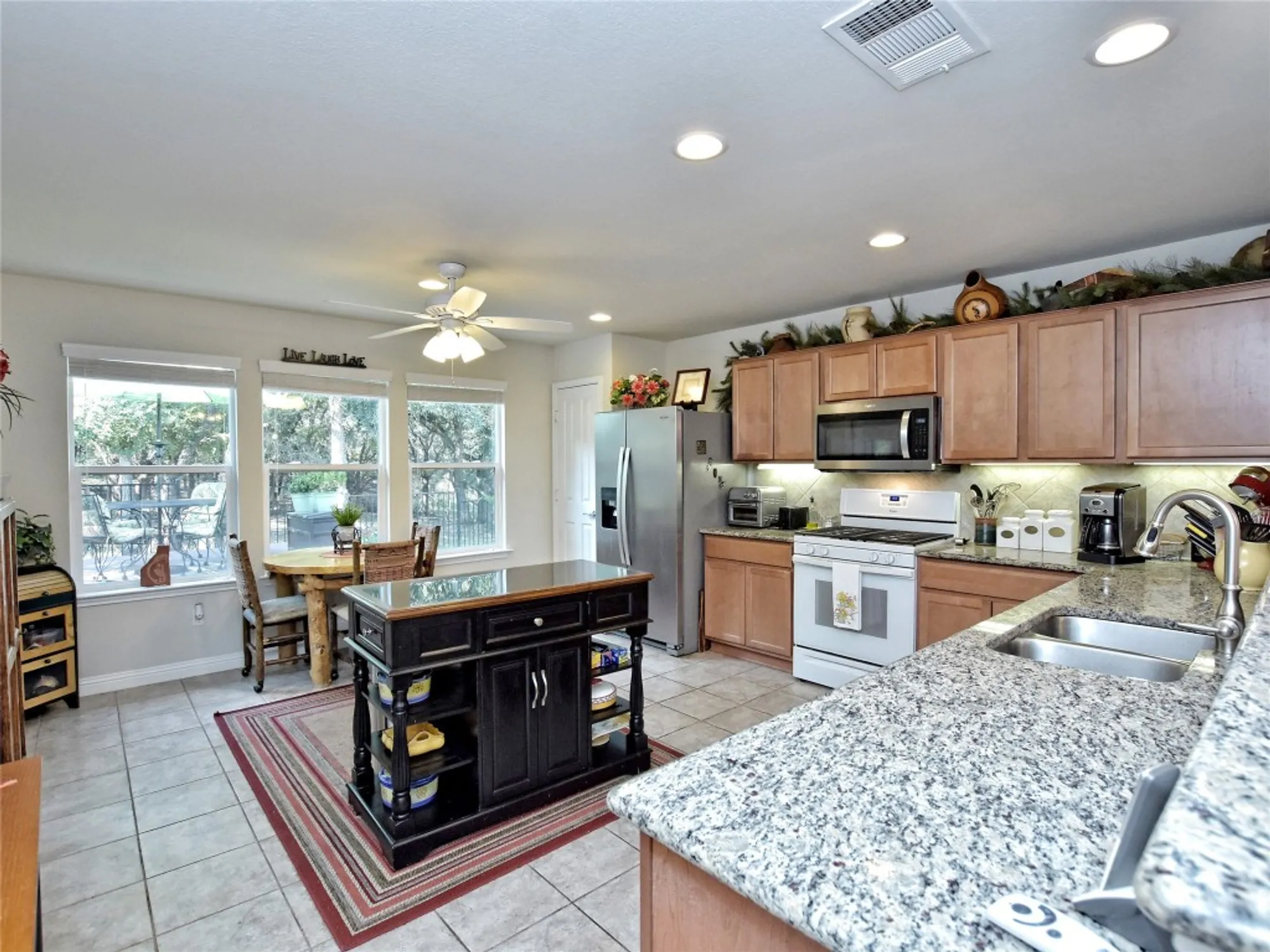 Property Slideshow image 10 of 25 | 303 kickapoo creek ln, Georgetown, TX, 78633