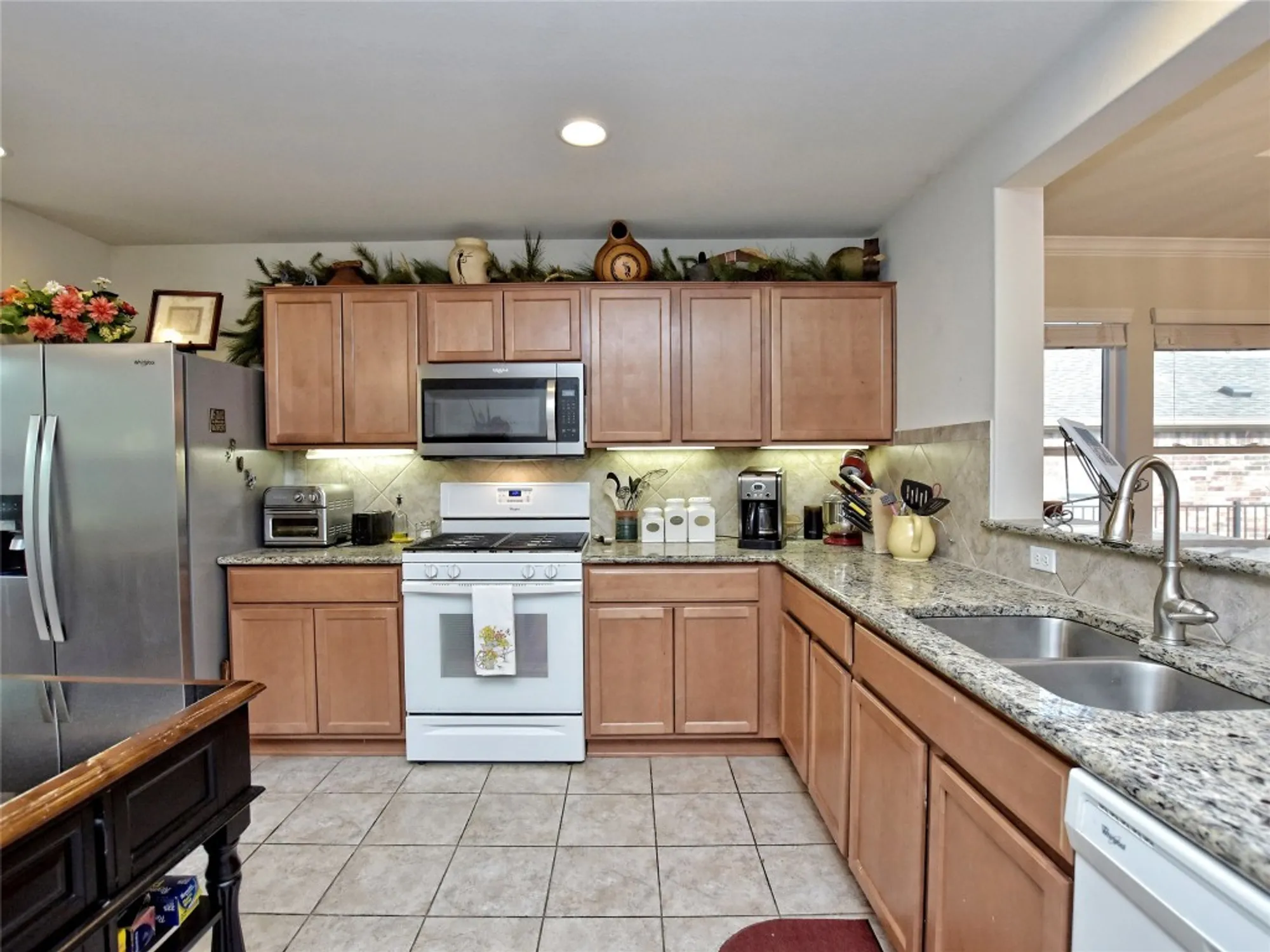 Property Slideshow image 12 of 25 | 303 kickapoo creek ln, Georgetown, TX, 78633