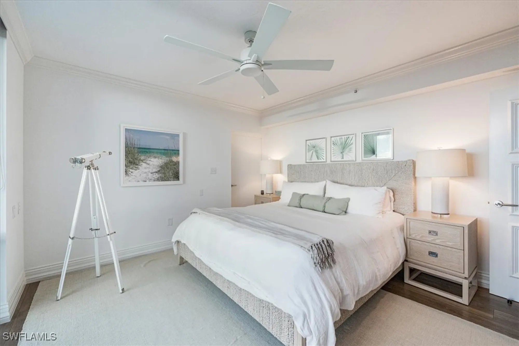 Property Slideshow image 19 of 45 | 7515 pelican bay blvd apt 14a, Naples, FL, 34108