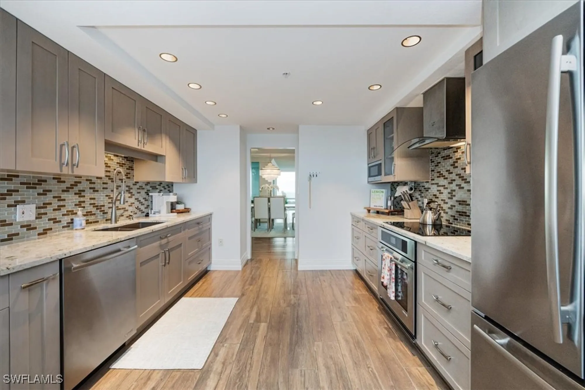 Property Slideshow image 10 of 45 | 7515 pelican bay blvd apt 14a, Naples, FL, 34108