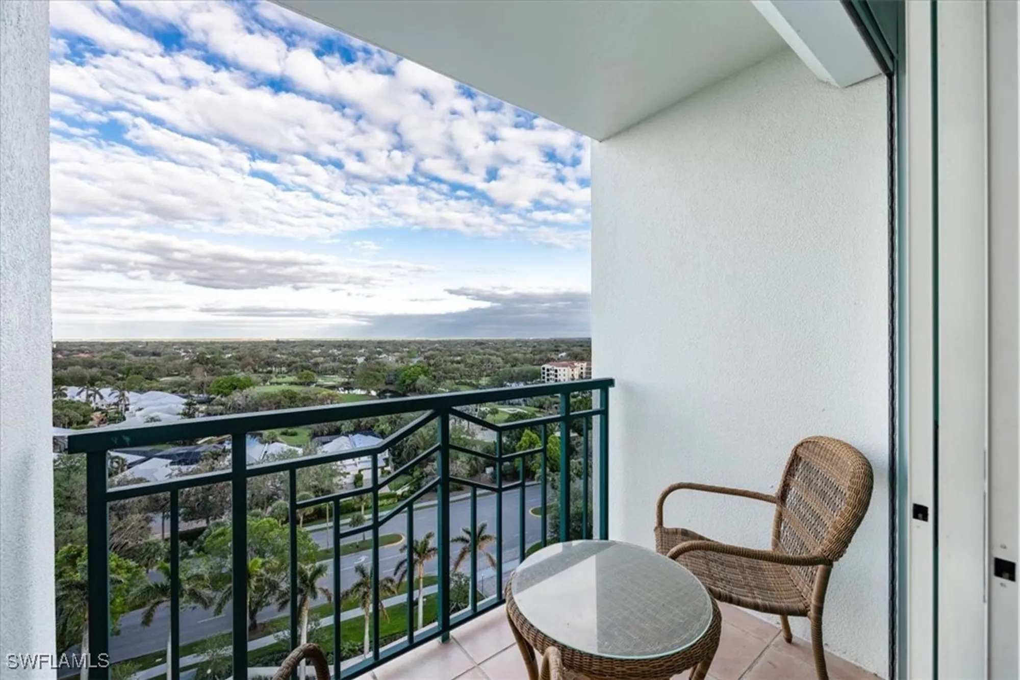 Property Slideshow image 13 of 45 | 7515 pelican bay blvd apt 14a, Naples, FL, 34108