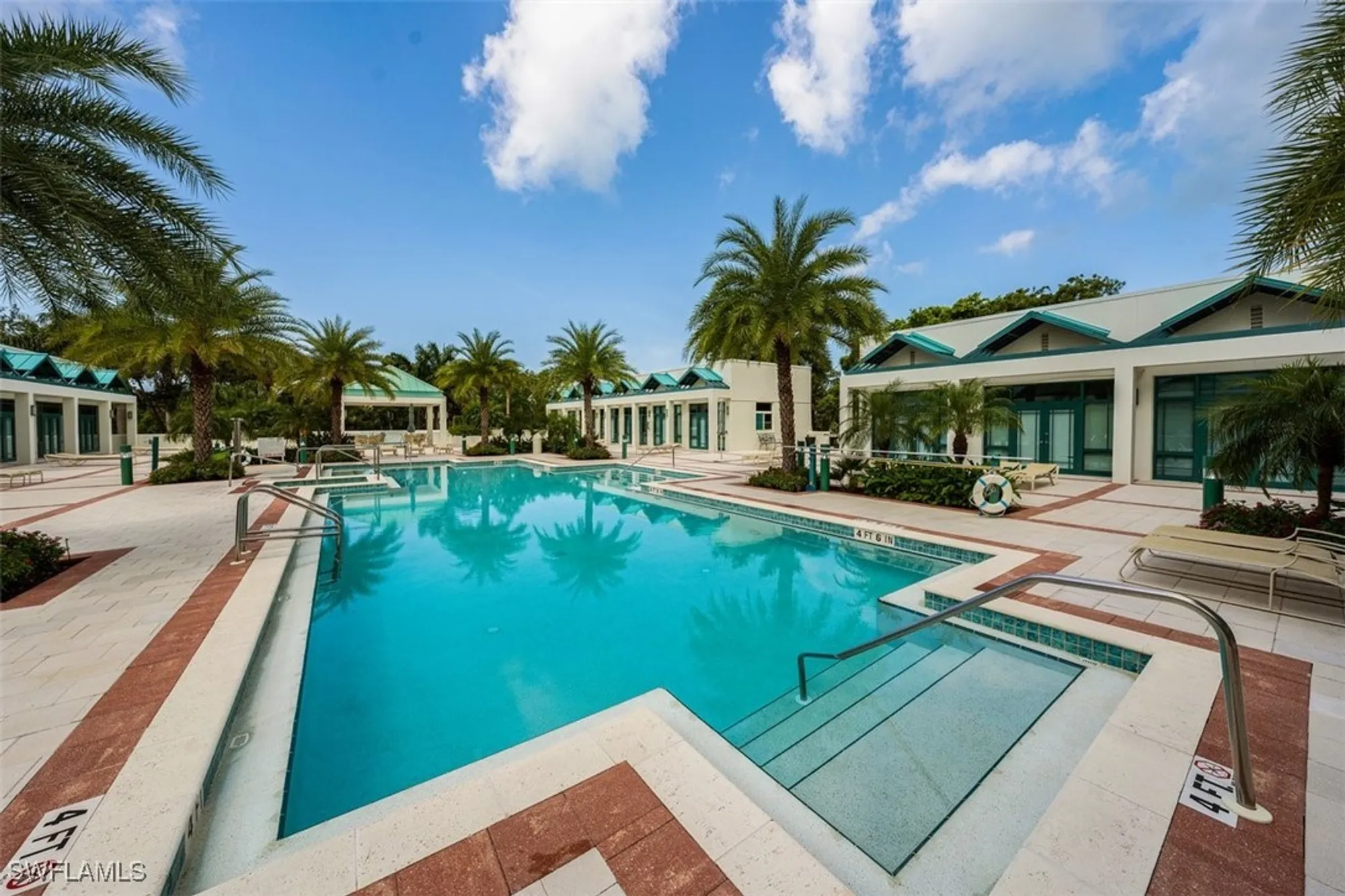 Property Slideshow image 28 of 45 | 7515 pelican bay blvd apt 14a, Naples, FL, 34108