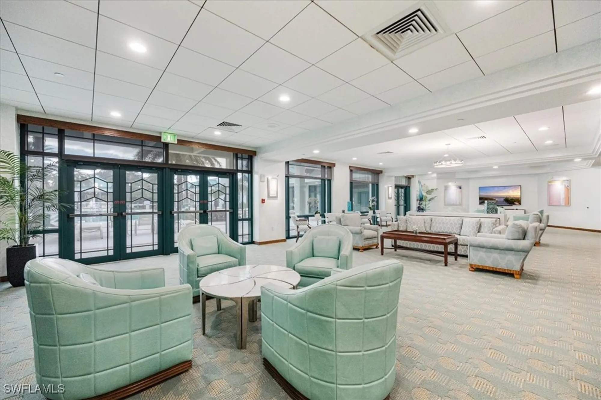 Property Slideshow image 39 of 45 | 7515 pelican bay blvd apt 14a, Naples, FL, 34108