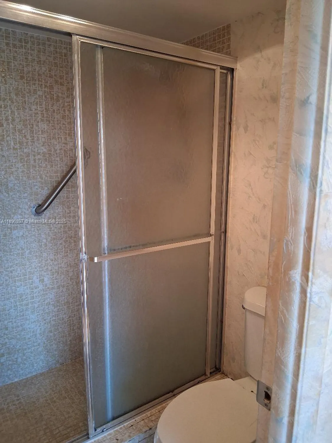 Property Slideshow image 16 of 24 | 1300 saint charles pl 319, Pembroke Pines, FL, 33026