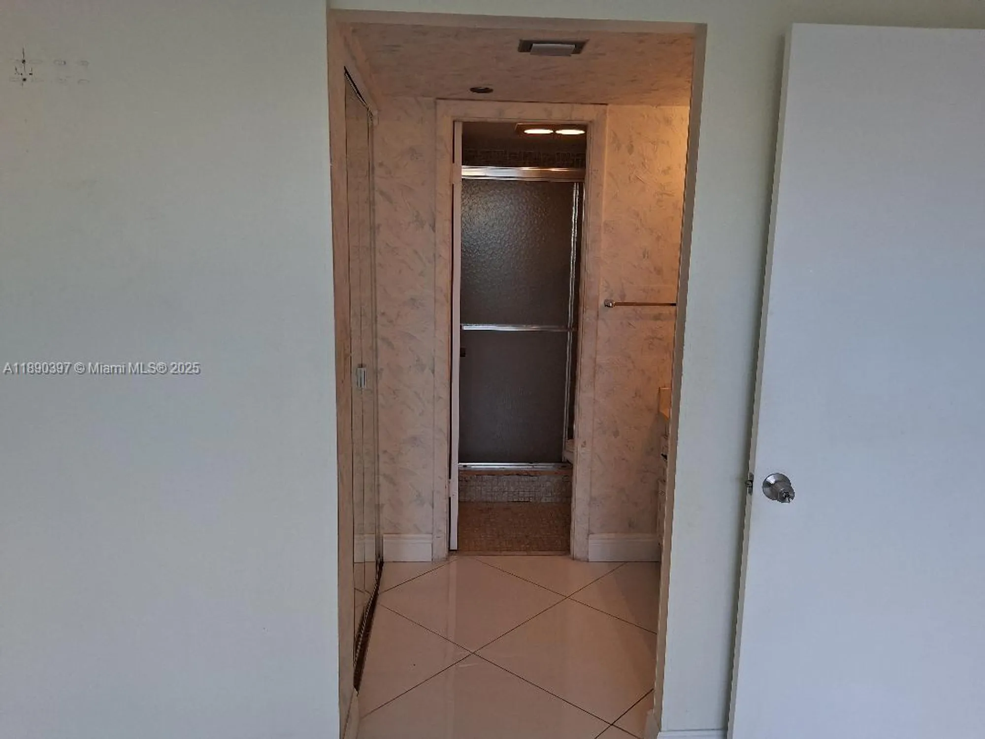 Property Slideshow image 13 of 24 | 1300 saint charles pl 319, Pembroke Pines, FL, 33026