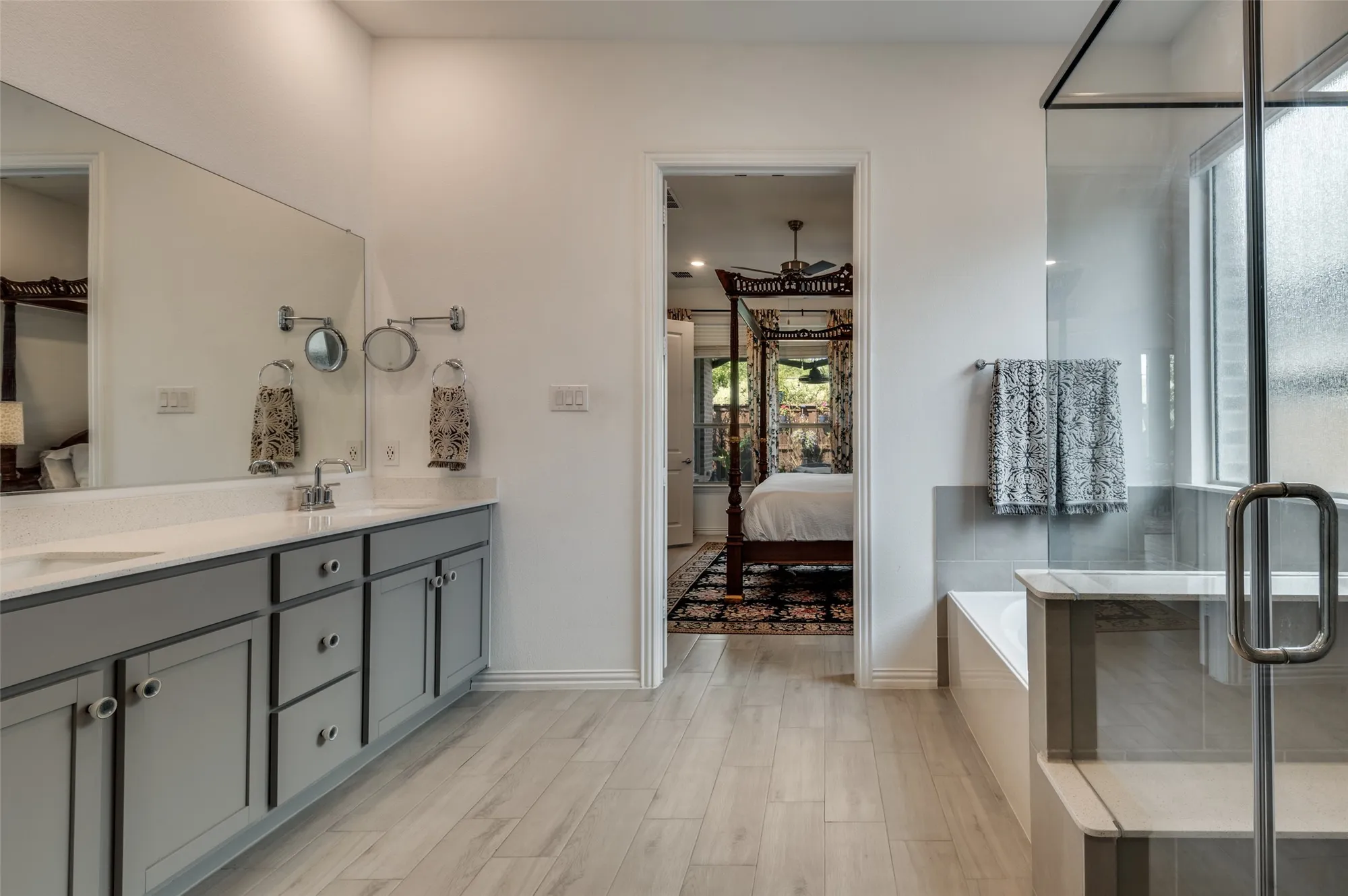 Property Slideshow image 17 of 36 | 1939 spotted fawn dr, Arlington, TX, 76005