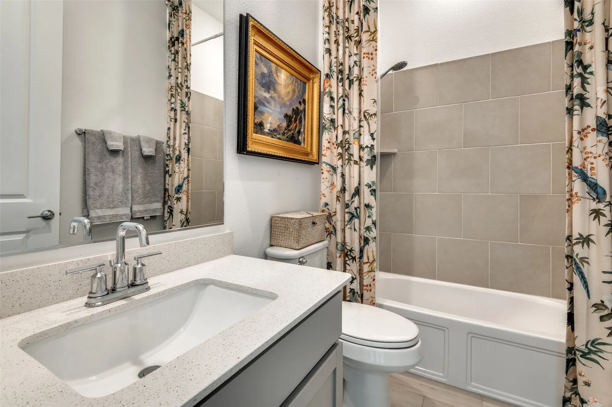 Property Slideshow image 22 of 36 | 1939 spotted fawn dr, Arlington, TX, 76005