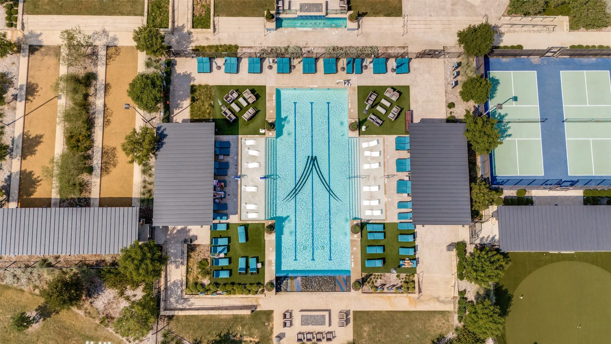 Property Slideshow image 36 of 36 | 1939 spotted fawn dr, Arlington, TX, 76005