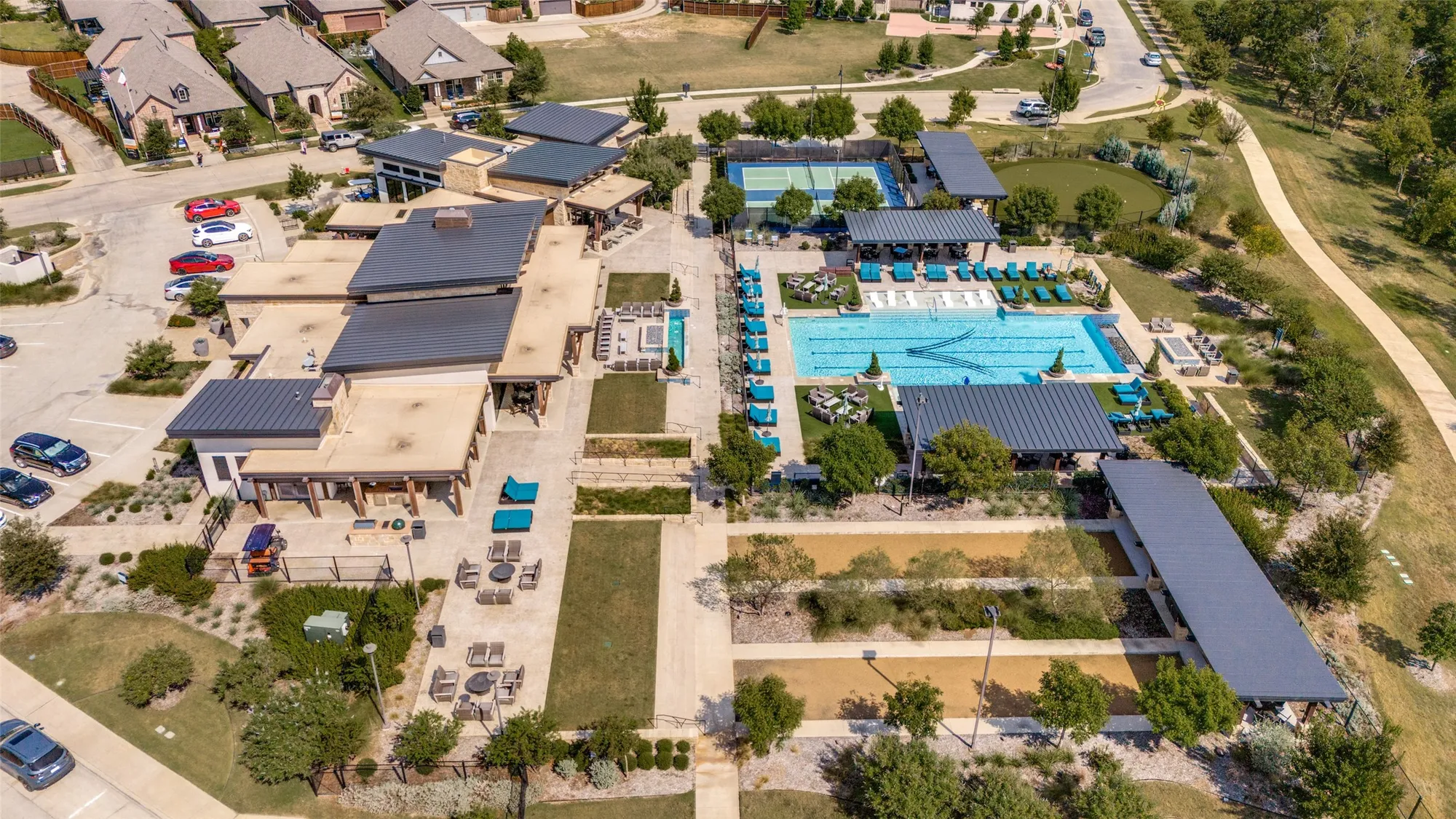 Property Slideshow image 33 of 36 | 1939 spotted fawn dr, Arlington, TX, 76005