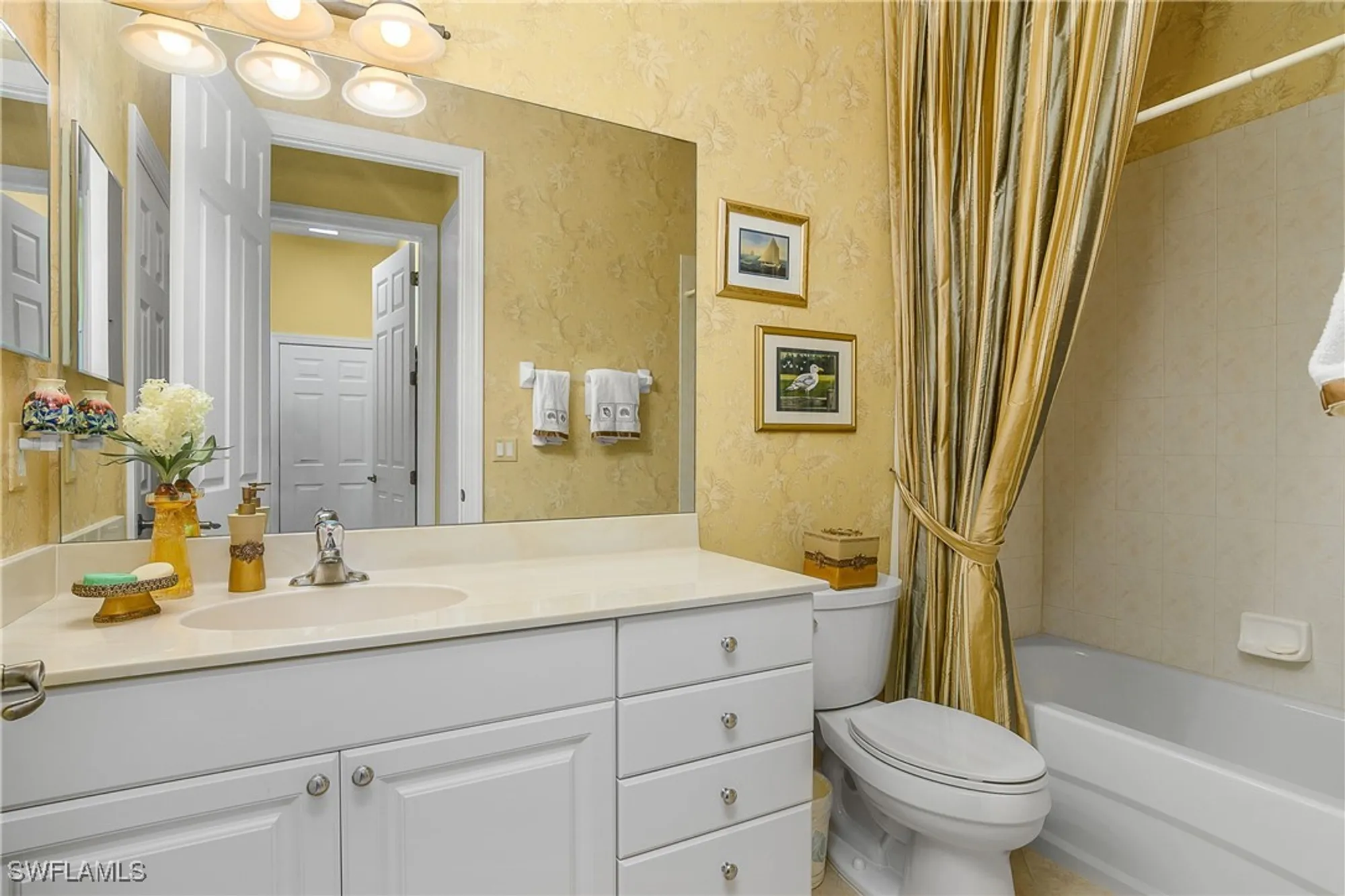 Property Slideshow image 31 of 49 | 8966 appaloosa ct, Naples, FL, 34113