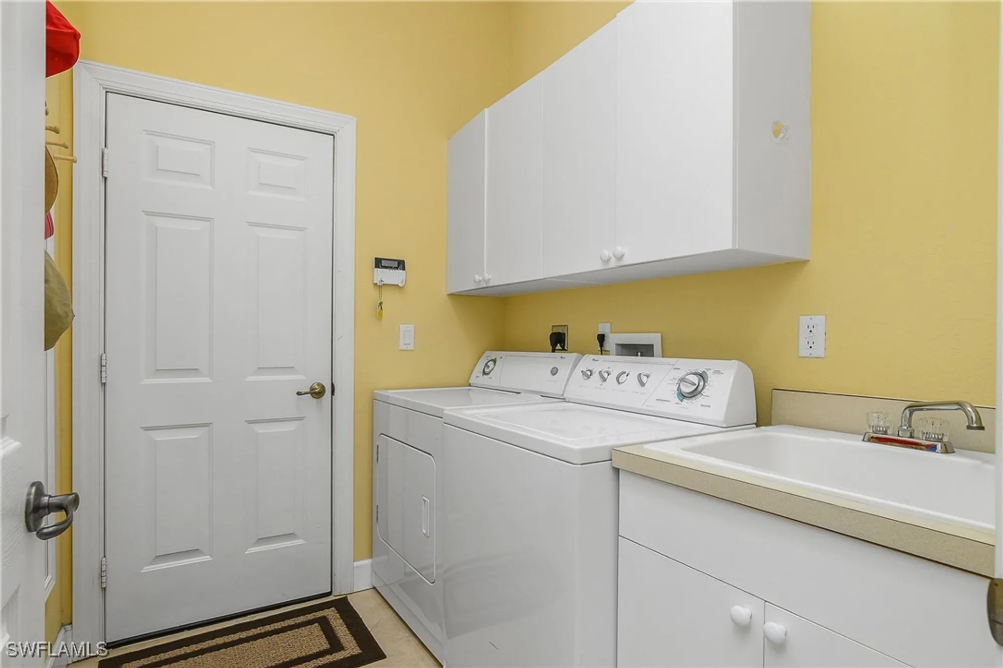 Property Slideshow image 32 of 49 | 8966 appaloosa ct, Naples, FL, 34113