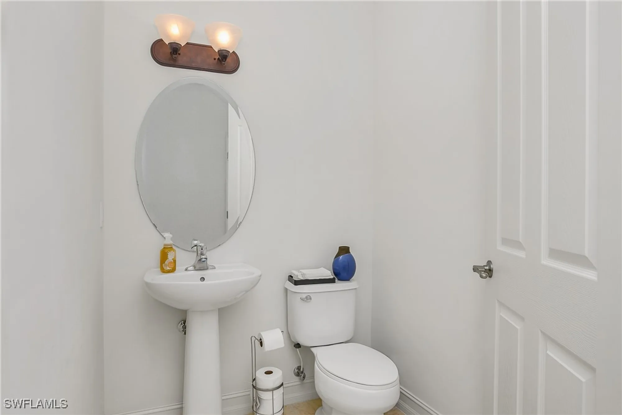 Property Slideshow image 18 of 43 | 9095 covina dr 6801, Naples, FL, 34113