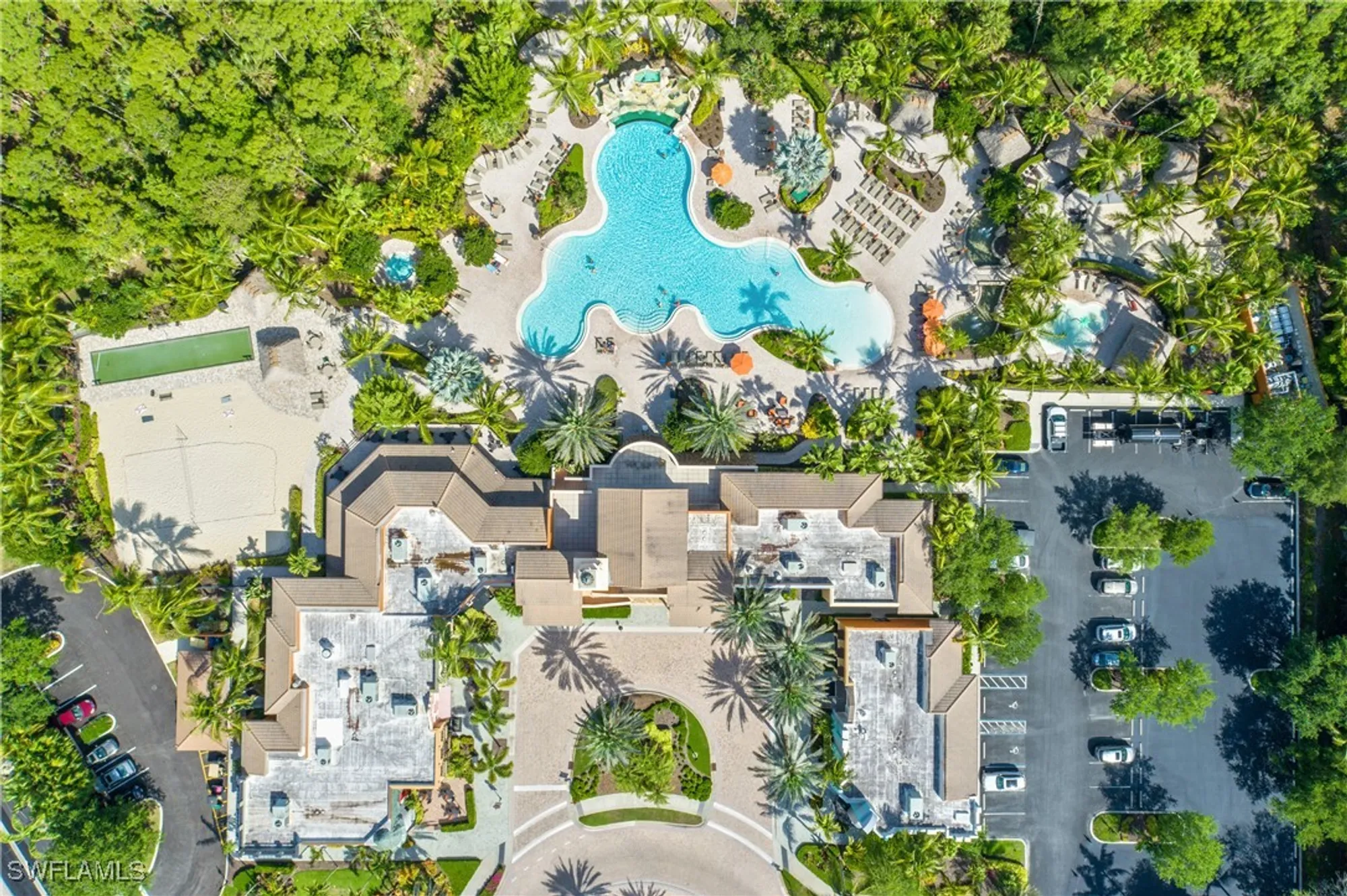 Property Slideshow image 33 of 43 | 9095 covina dr 6801, Naples, FL, 34113