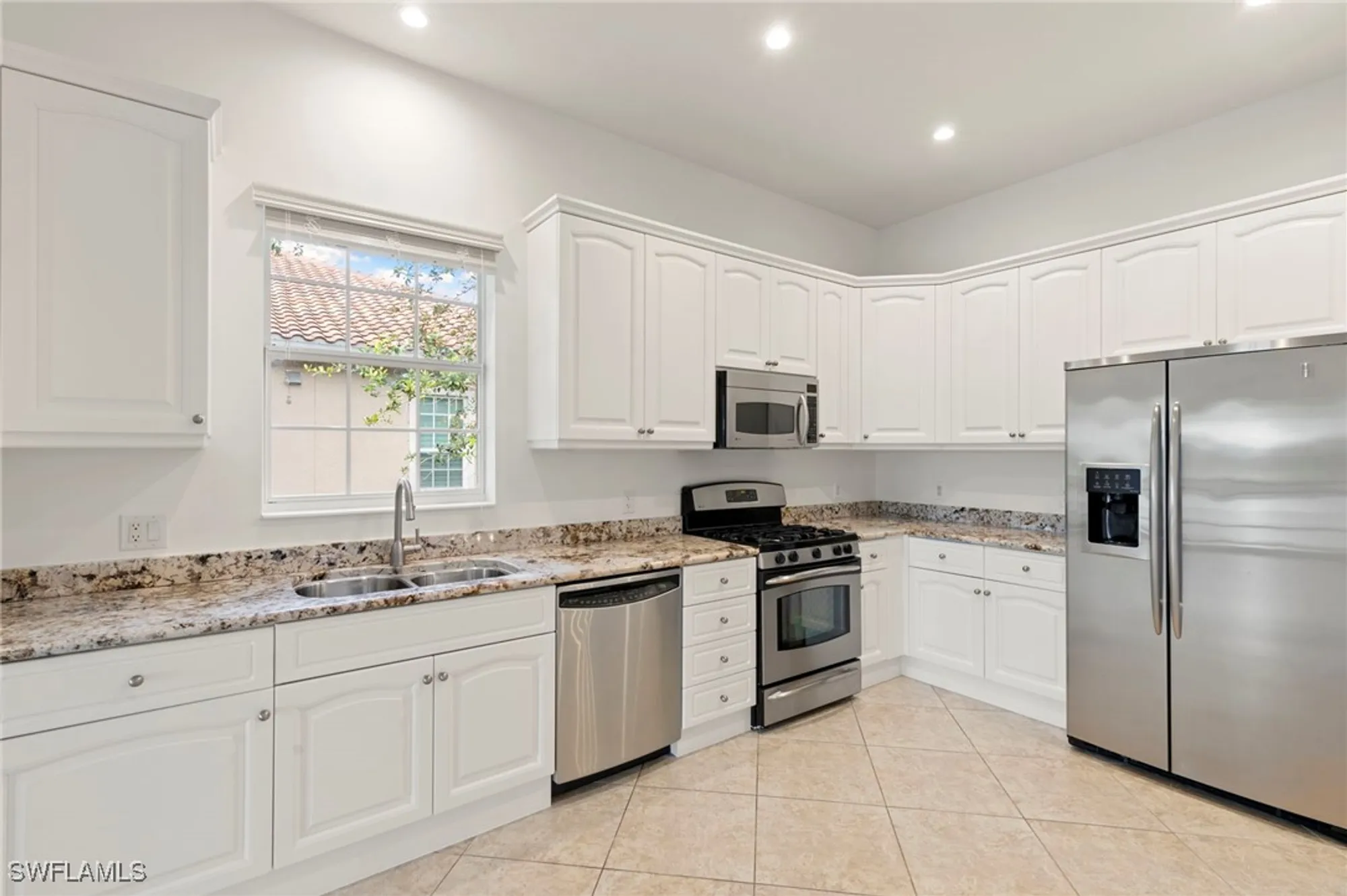 Property Slideshow image 19 of 50 | 8961 cherry oaks trl apt 202, Naples, FL, 34114