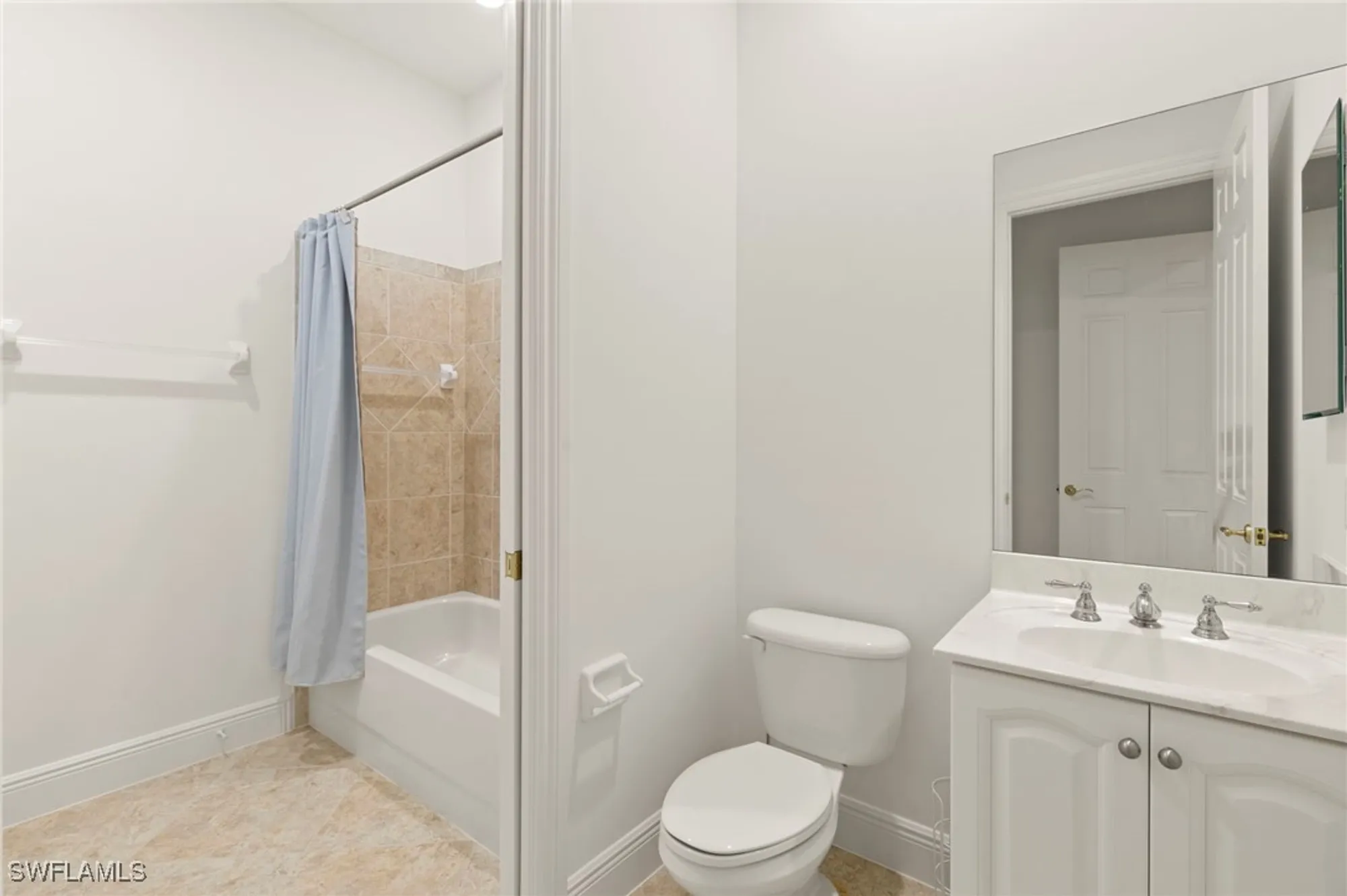 Property Slideshow image 33 of 50 | 8961 cherry oaks trl apt 202, Naples, FL, 34114
