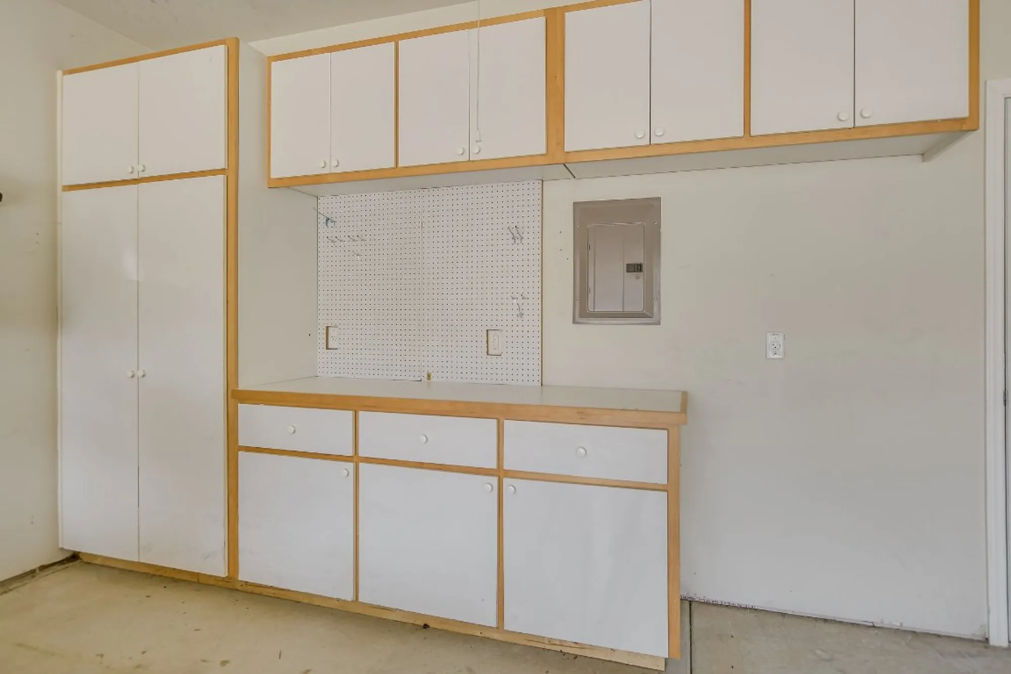 Property Slideshow image 13 of 15 | 121 cathedral mountain pass, Georgetown, TX, 78633