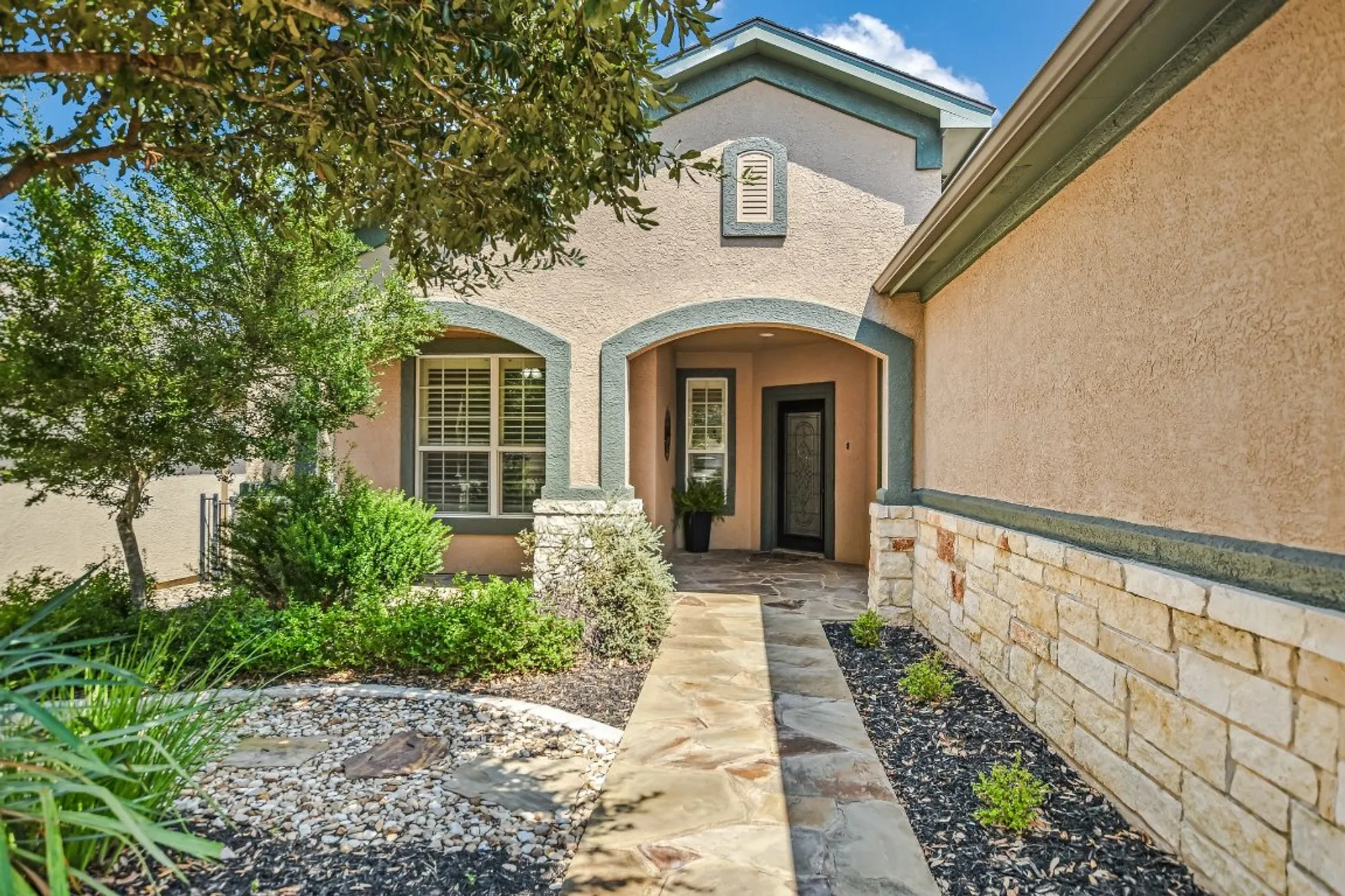 Property Slideshow image 2 of 15 | 121 cathedral mountain pass, Georgetown, TX, 78633