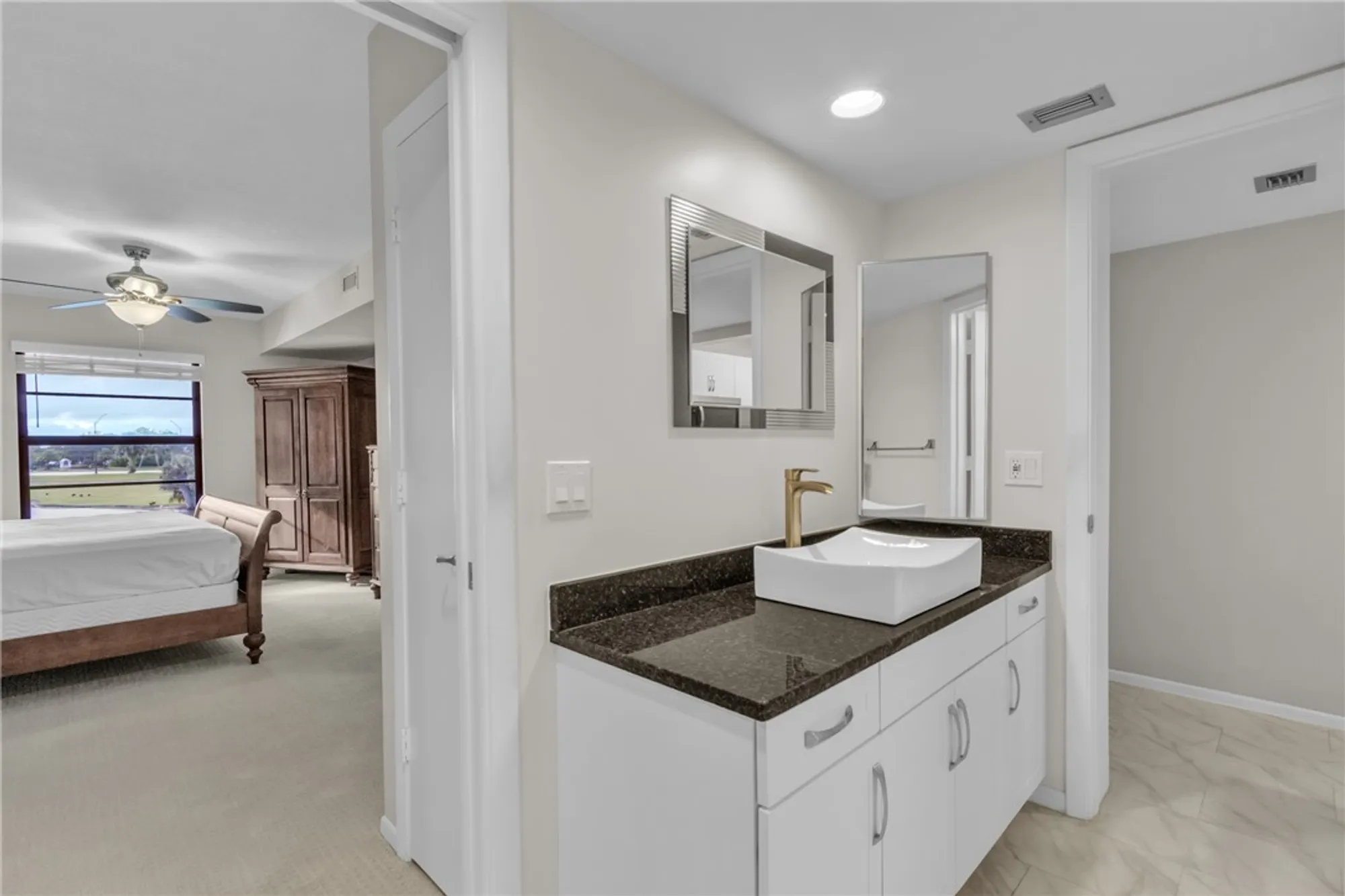 Property Slideshow image 19 of 36 | 7 plantation dr apt 202, Vero Beach, FL, 32966